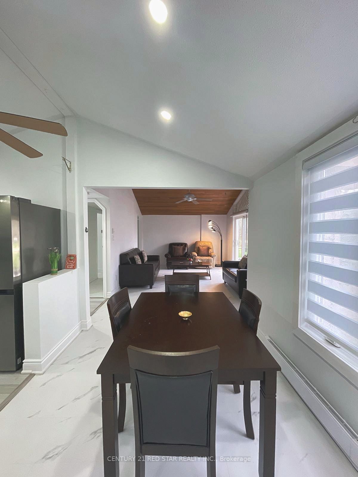 209 Evans Street Property Photo 11