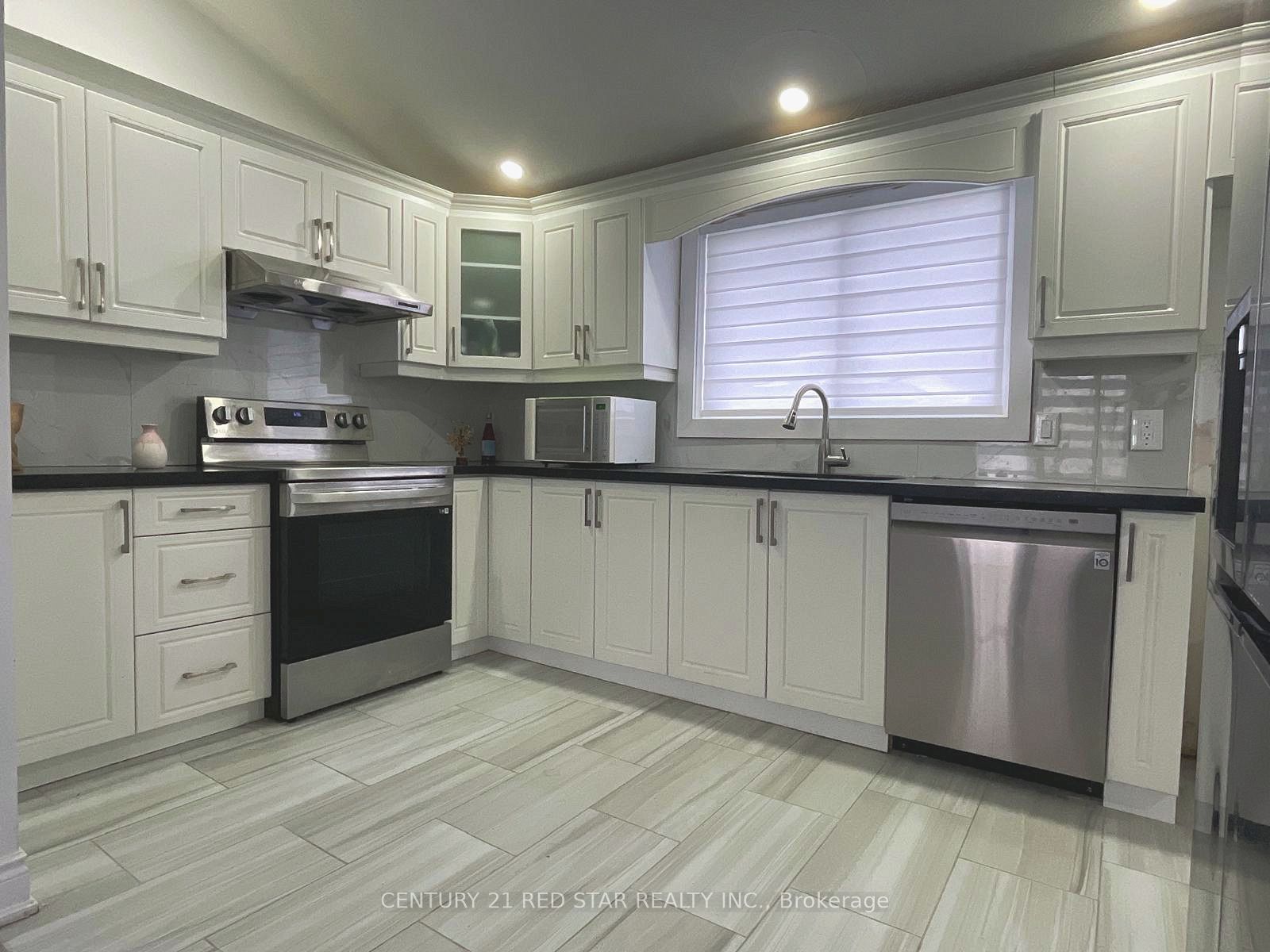 209 Evans Street Property Photo 15