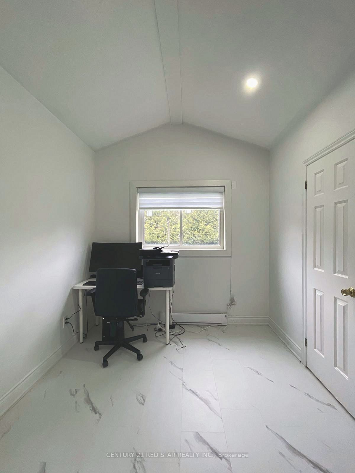 209 Evans Street Property Photo 25