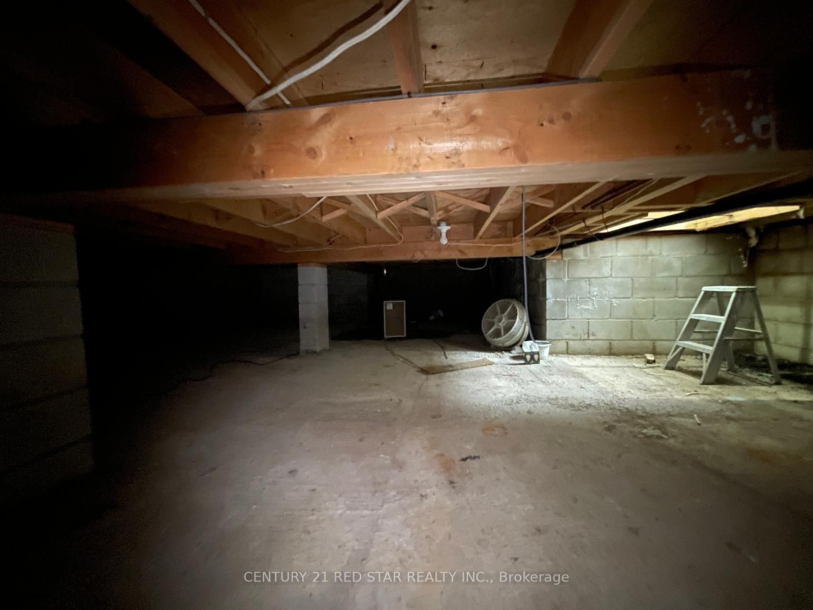 209 Evans Street Property Photo 32