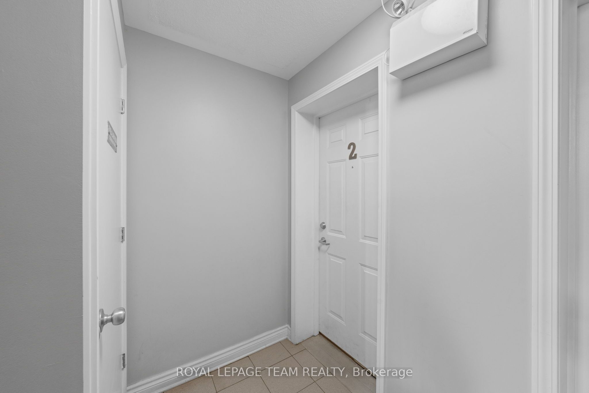 313 Cresthaven Drive 2 Property Photo 8