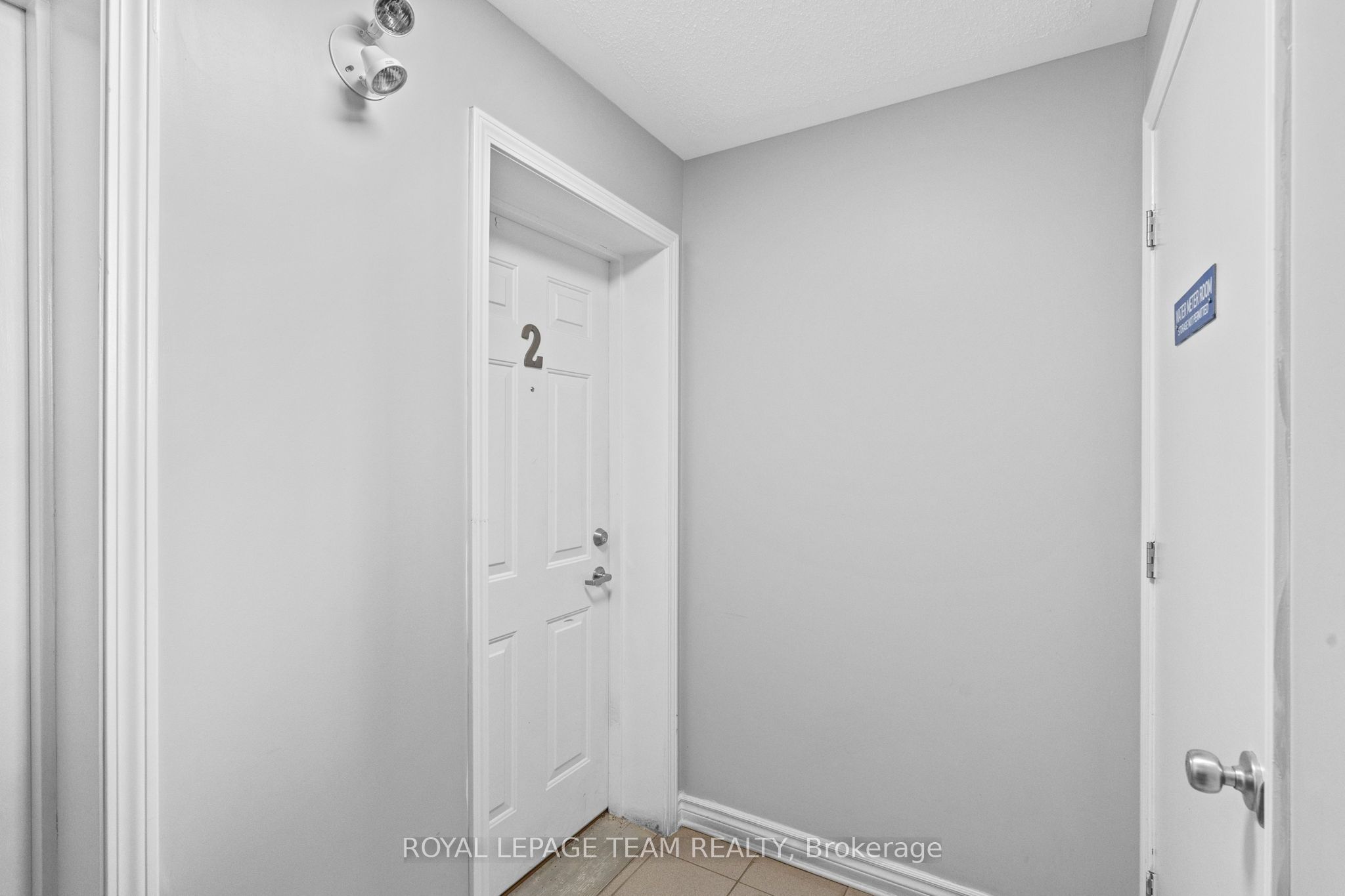 313 Cresthaven Drive 2 Property Photo 9