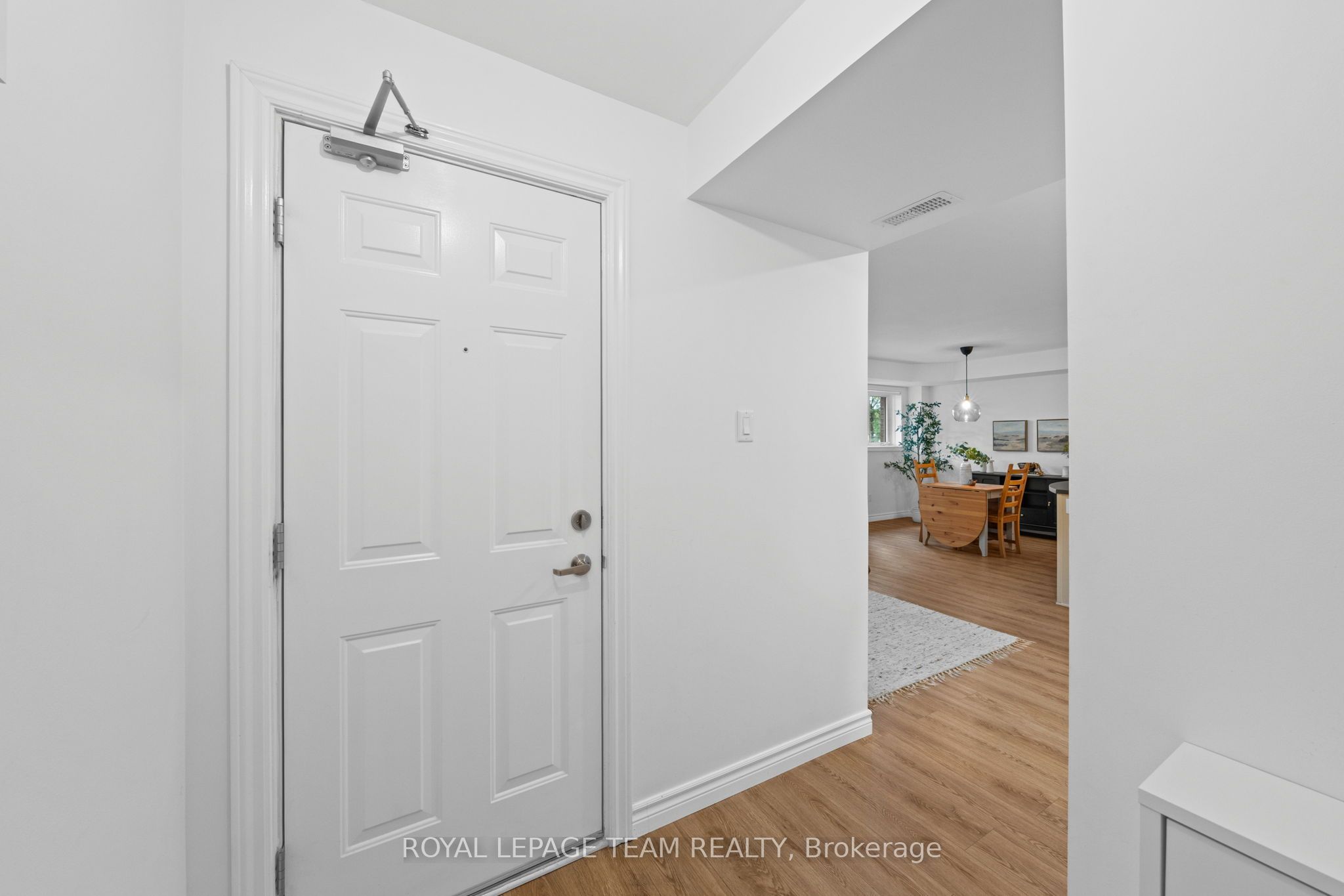 313 Cresthaven Drive 2 Property Photo 11