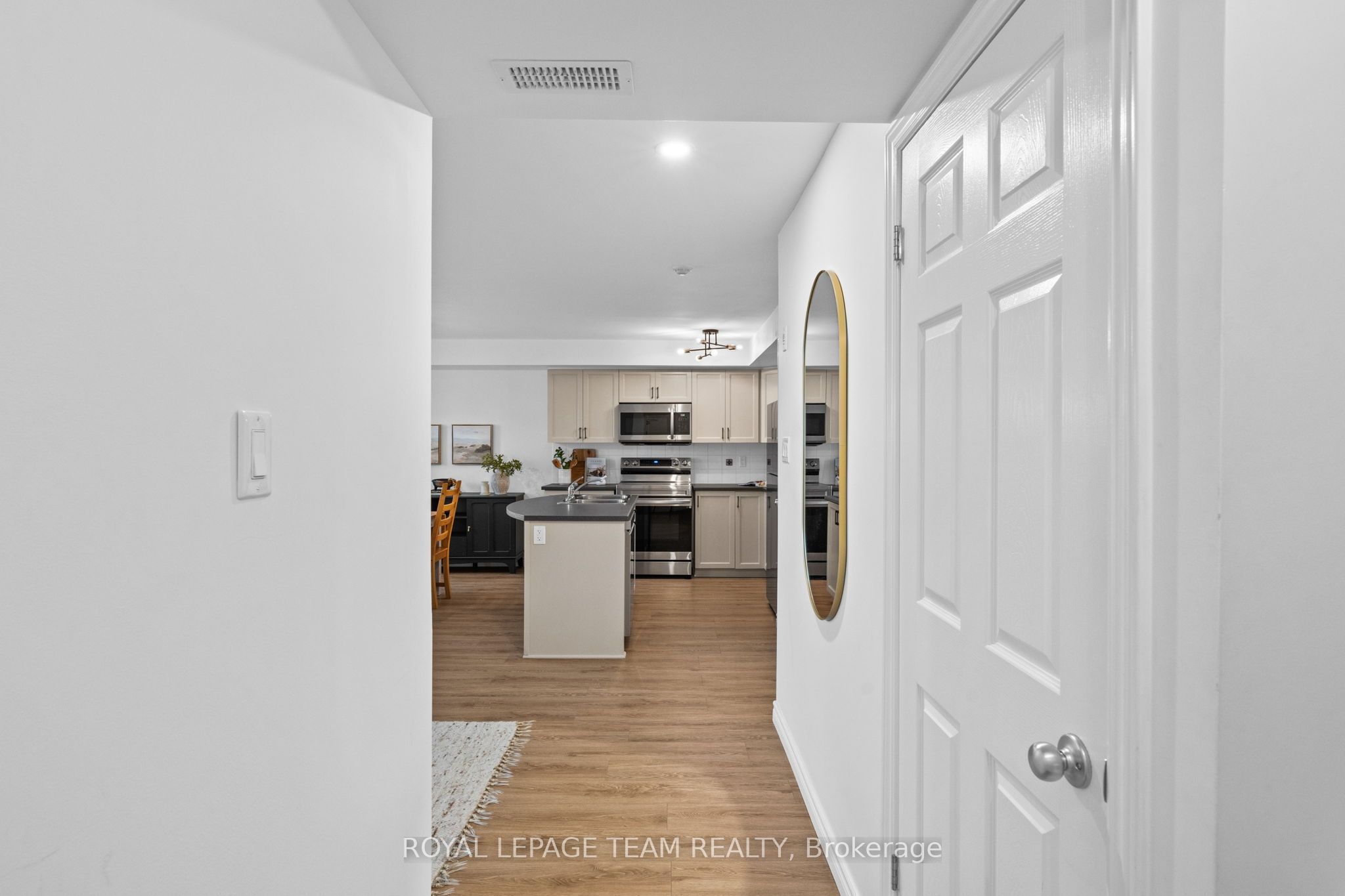 313 Cresthaven Drive 2 Property Photo 12