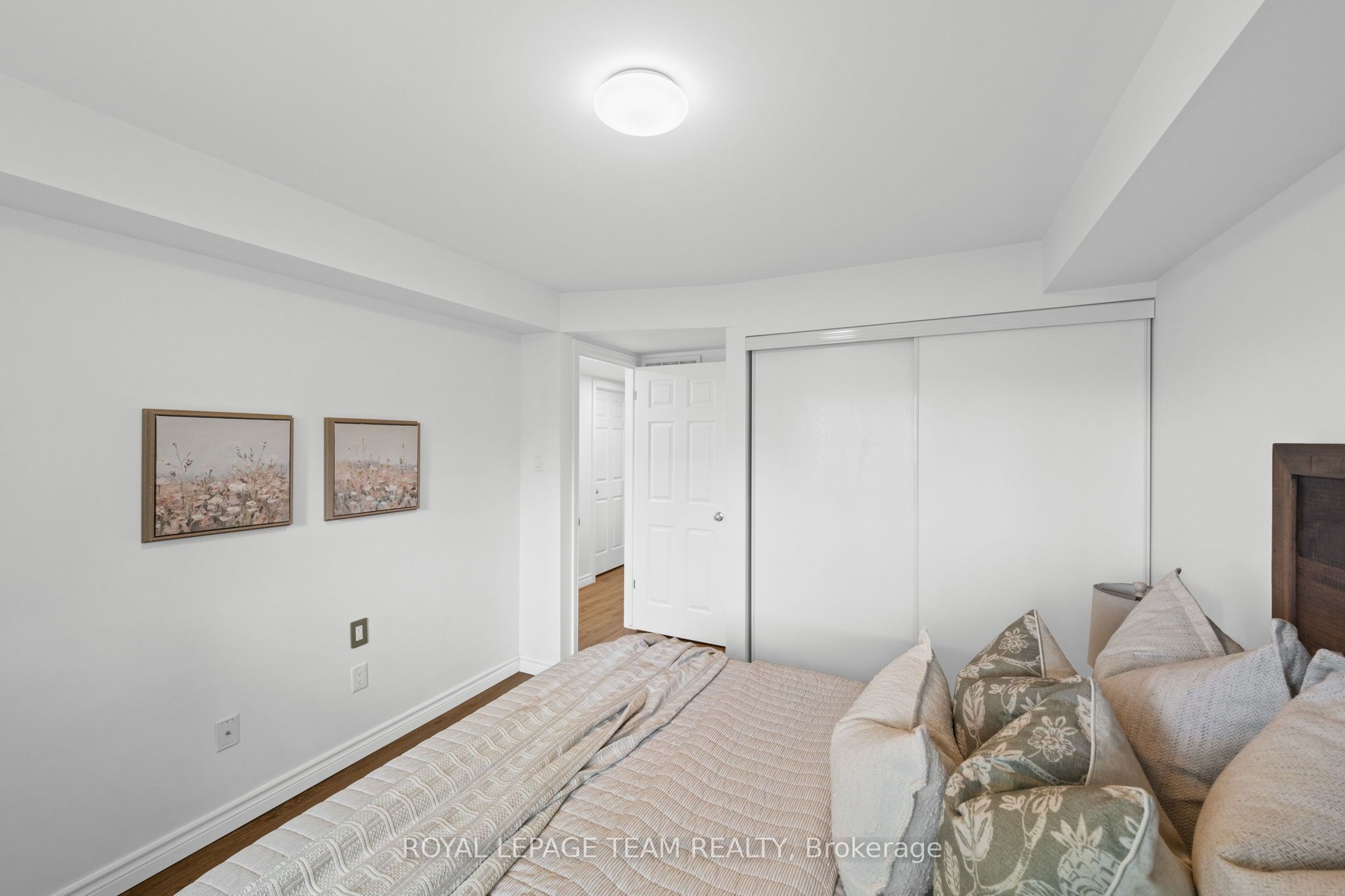 313 Cresthaven Drive 2 Property Photo 29