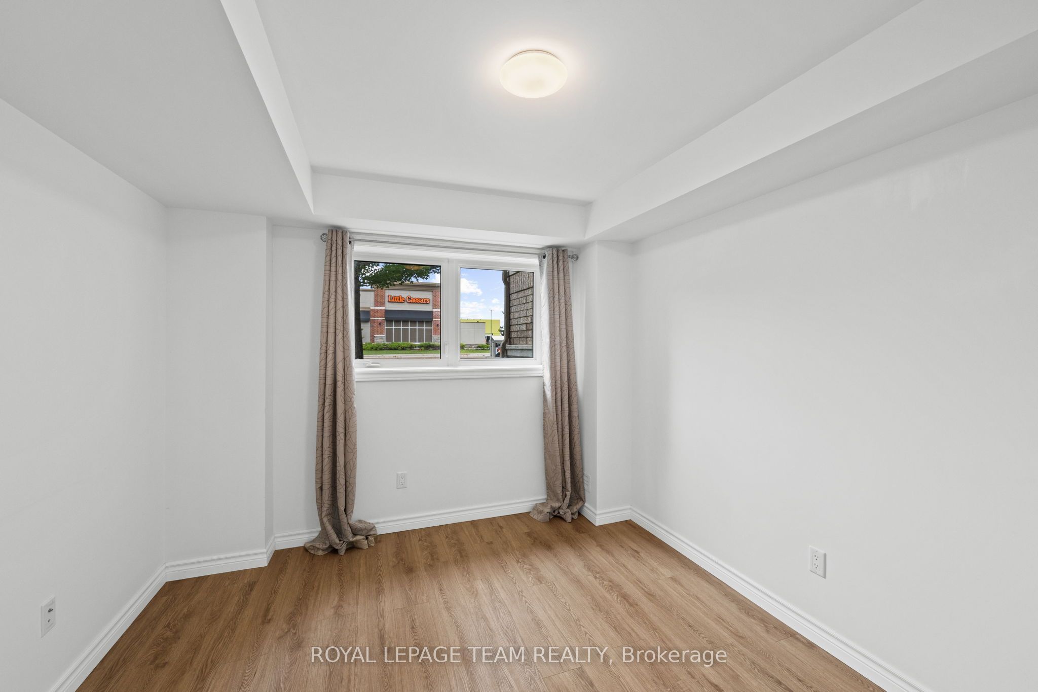 313 Cresthaven Drive 2 Property Photo 31
