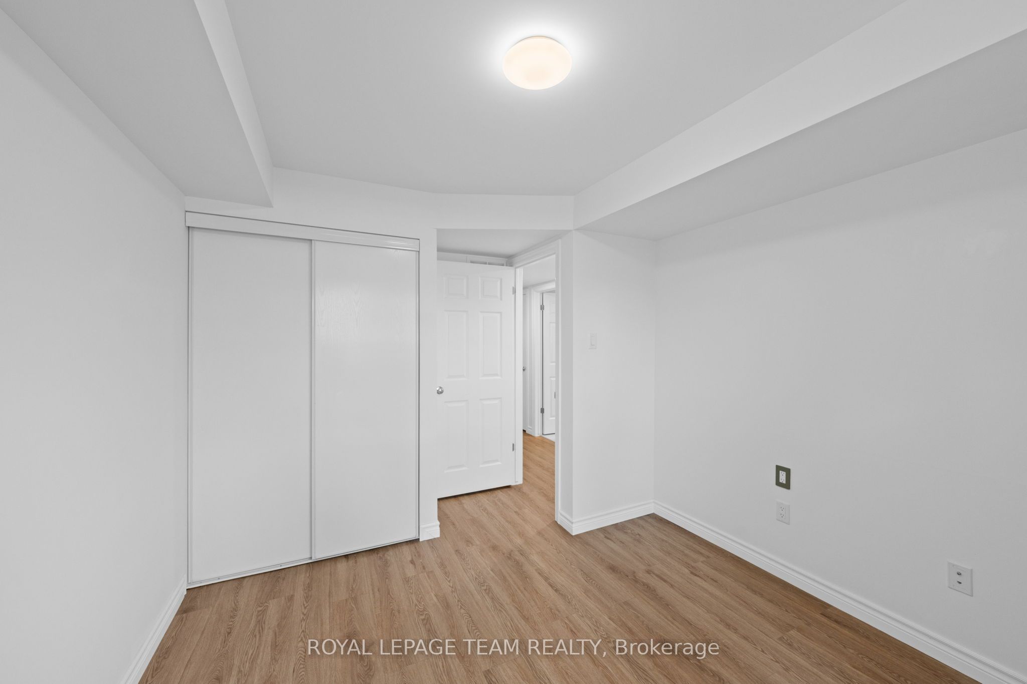 313 Cresthaven Drive 2 Property Photo 33