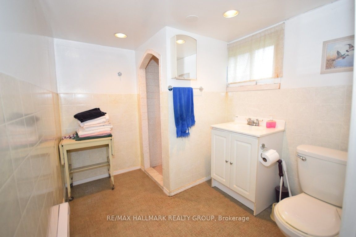 567 Gladstone Avenue Property Photo 4