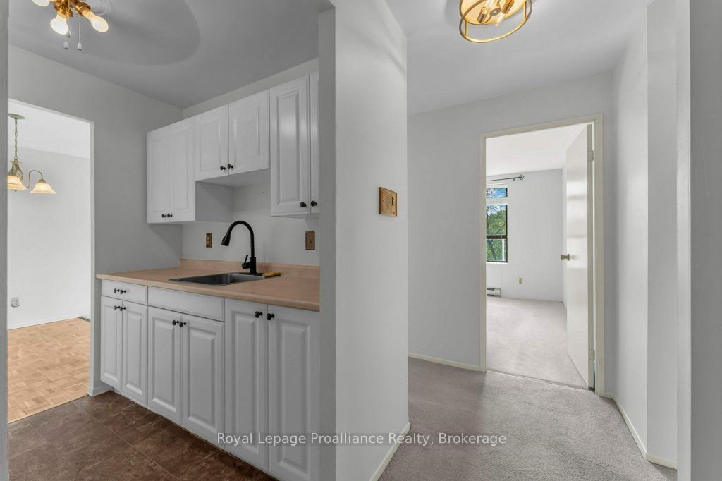 358 Queen Mary Road 509 Property Photo 10