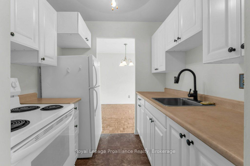 358 Queen Mary Road 509 Property Photo 13