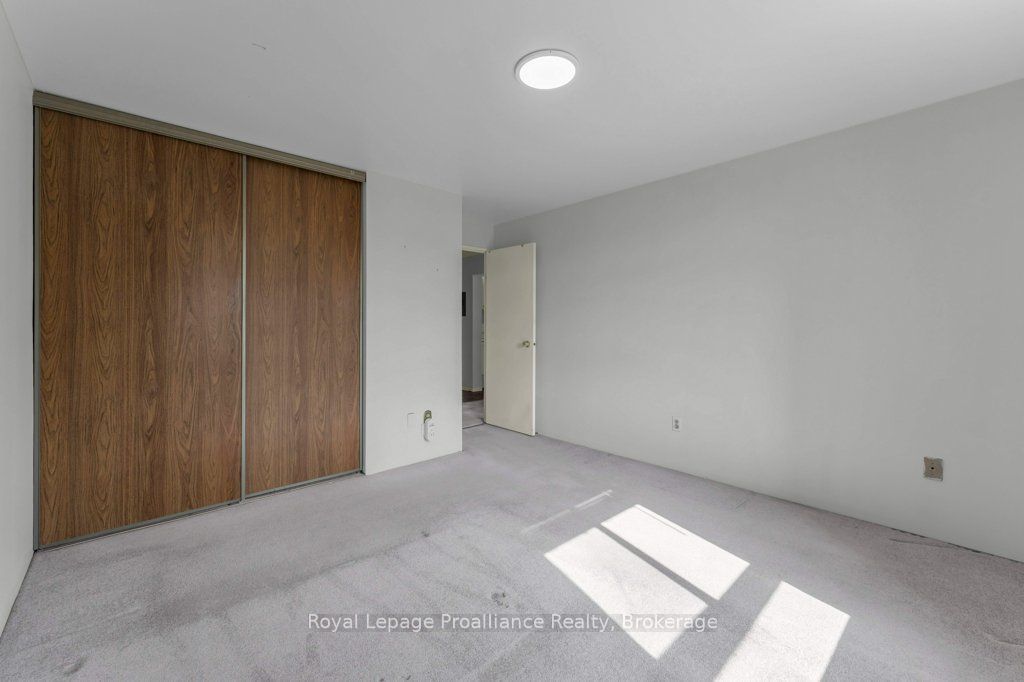 358 Queen Mary Road 509 Property Photo 31