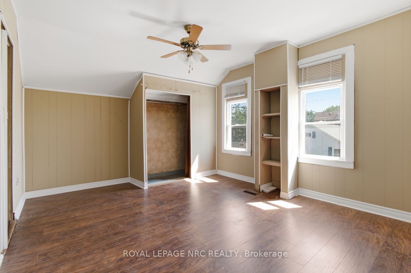 592 Fielden Avenue Property Photo 28