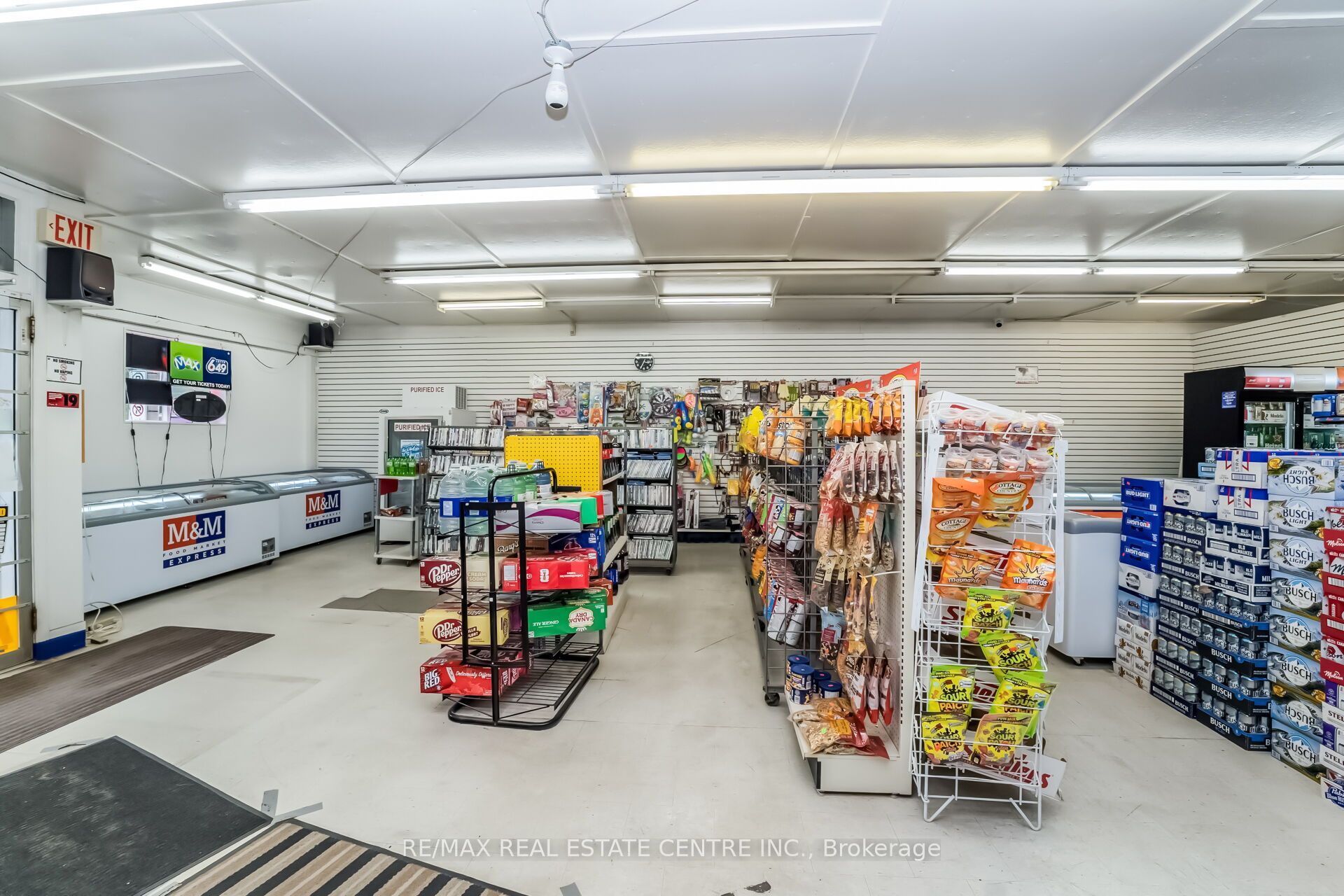 62 King Street Property Photo 17