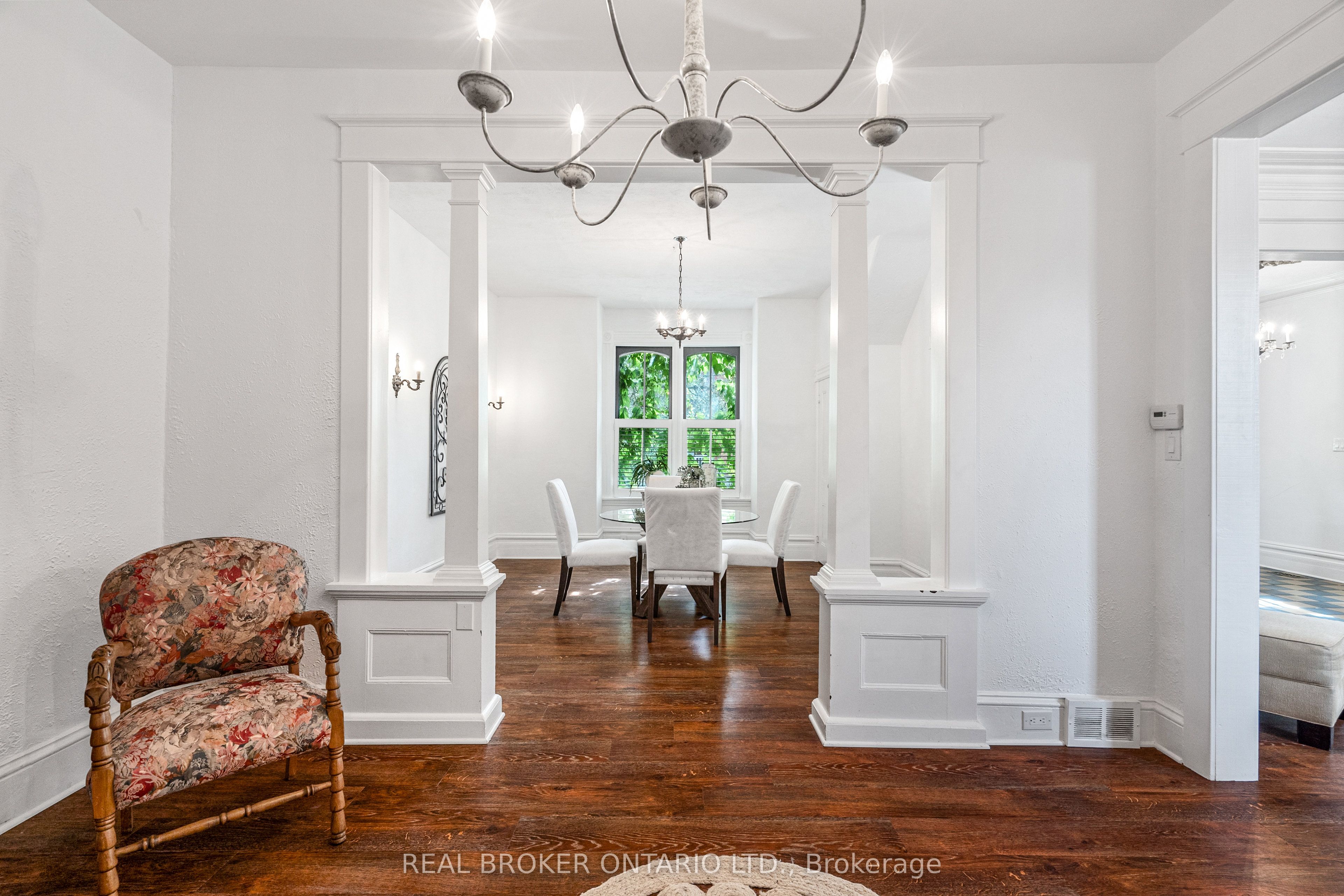 74 Lake Avenue W Property Photo 8