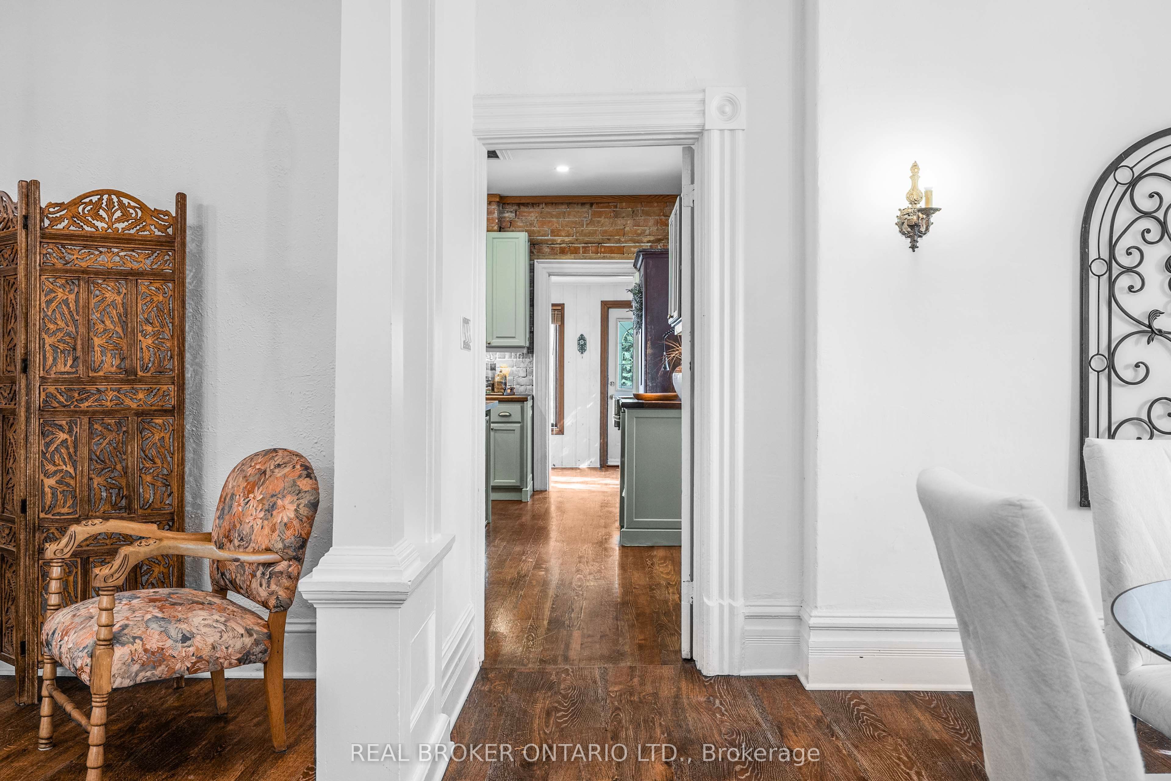 74 Lake Avenue W Property Photo 16