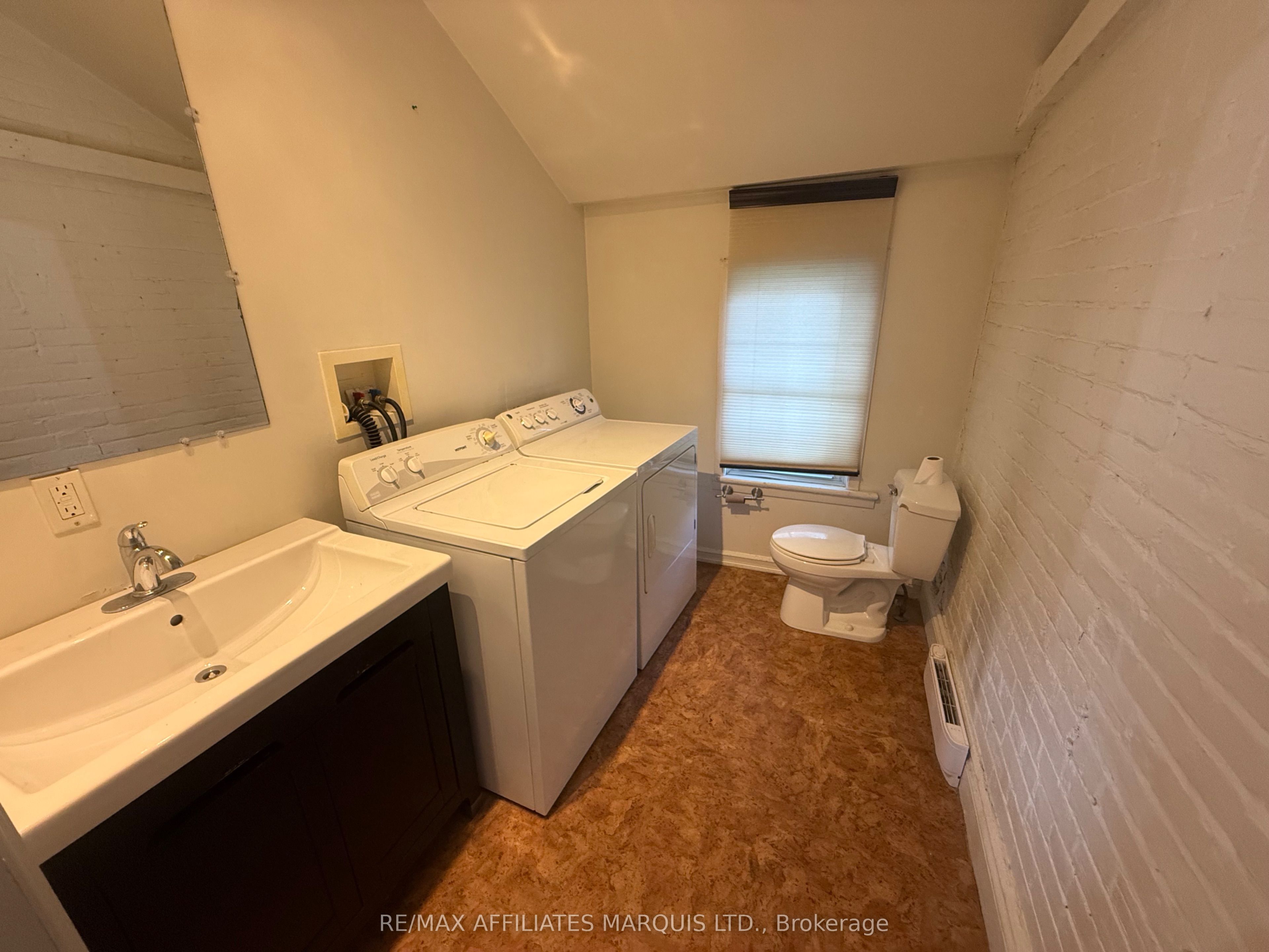 230 - 234 Bedford Street Property Photo 24
