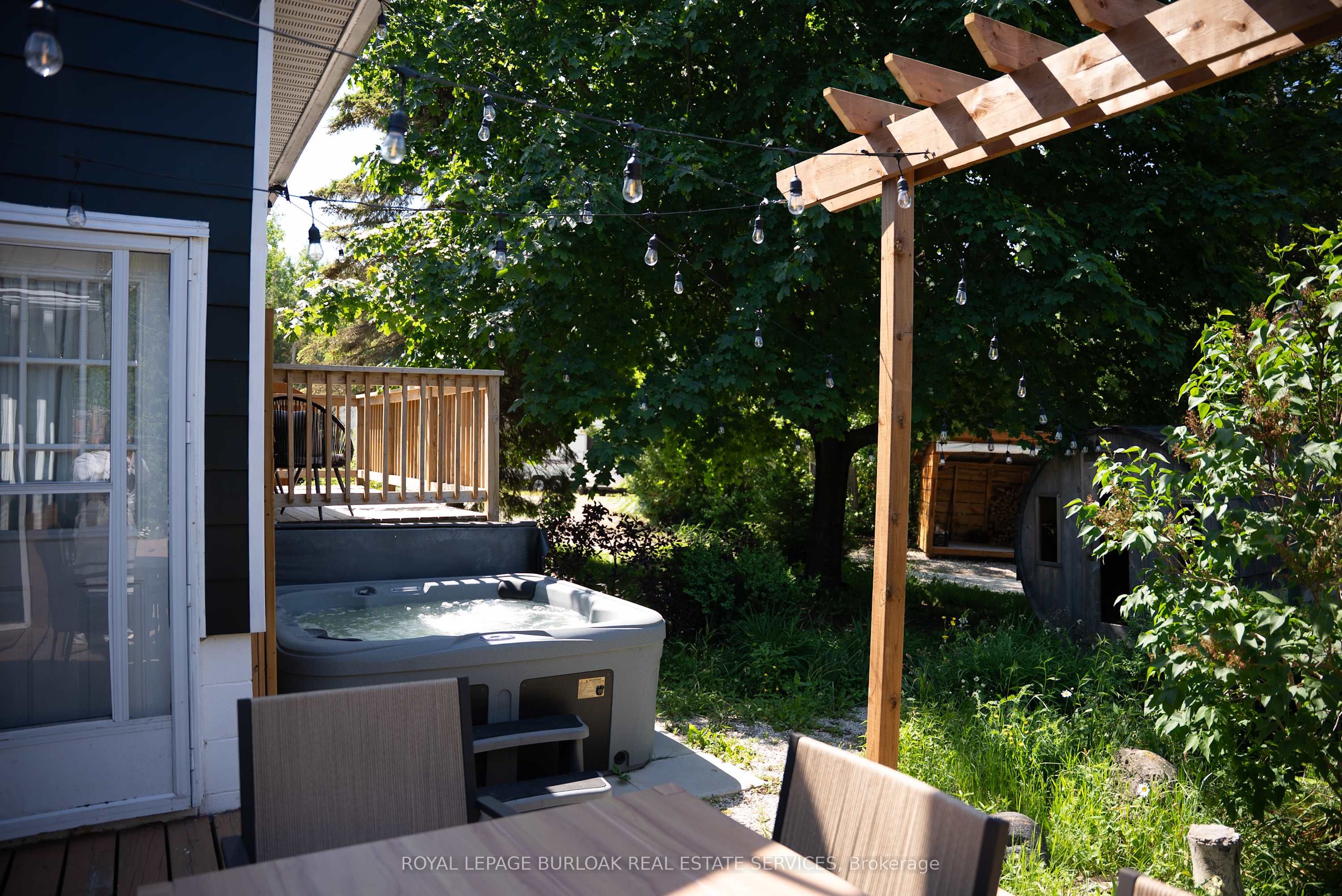 468 Warner Bay Road Property Photo 6