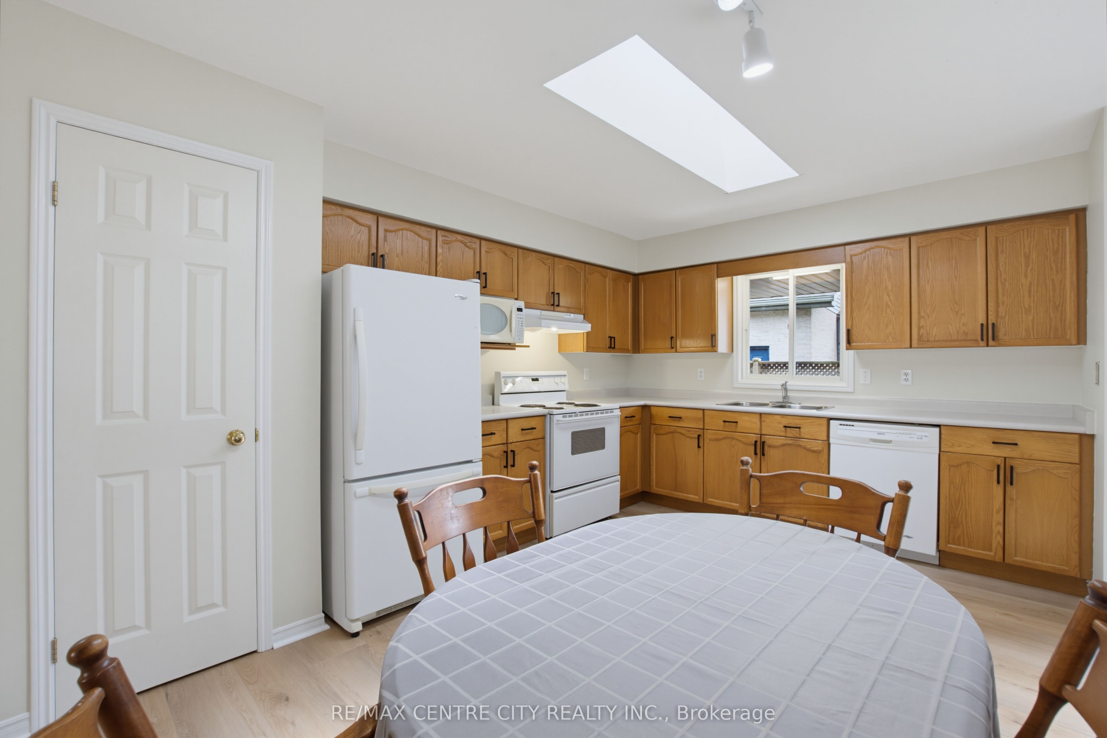 9 Yarmouth Drive Property Photo 15