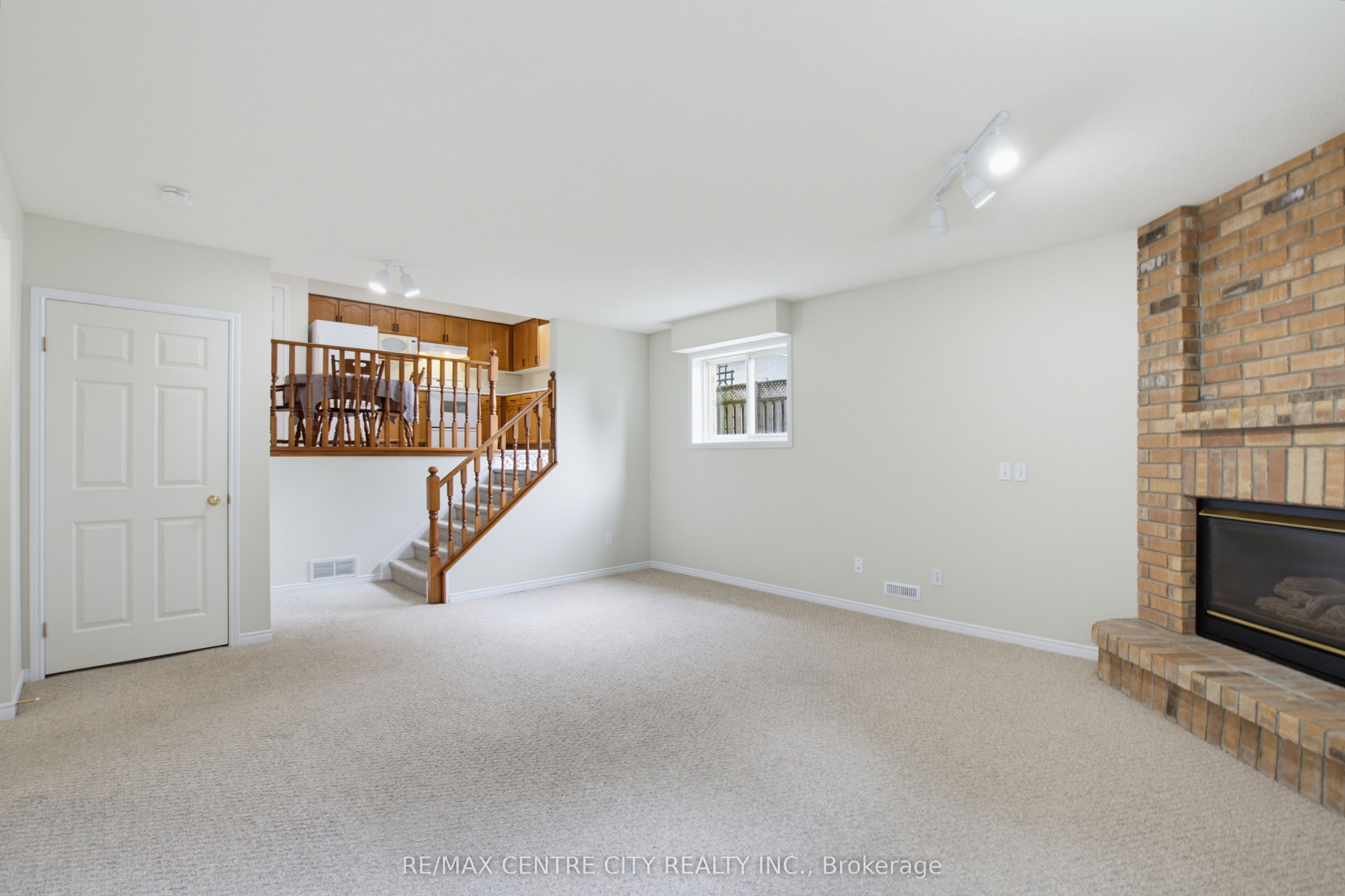 9 Yarmouth Drive Property Photo 18