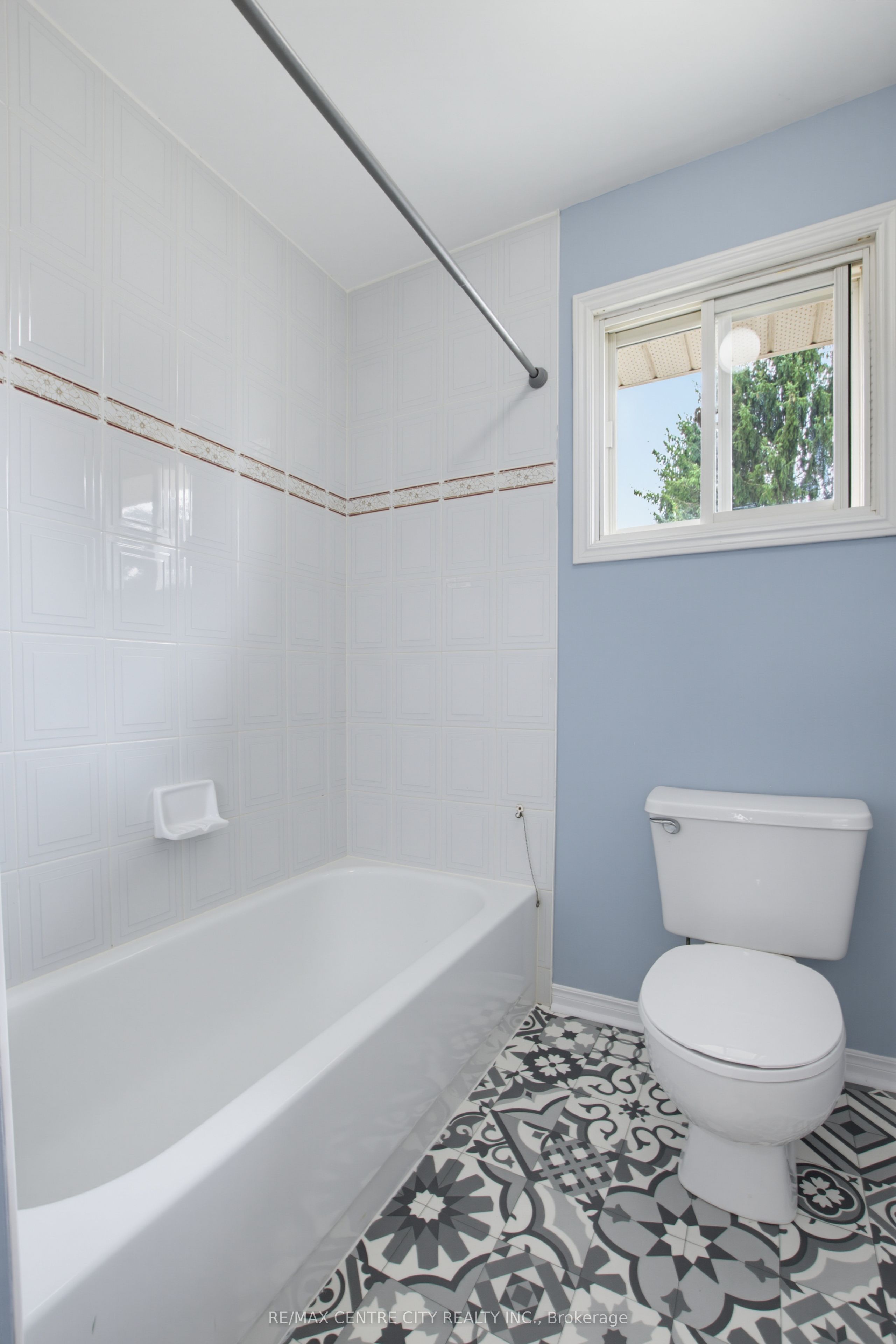 9 Yarmouth Drive Property Photo 29