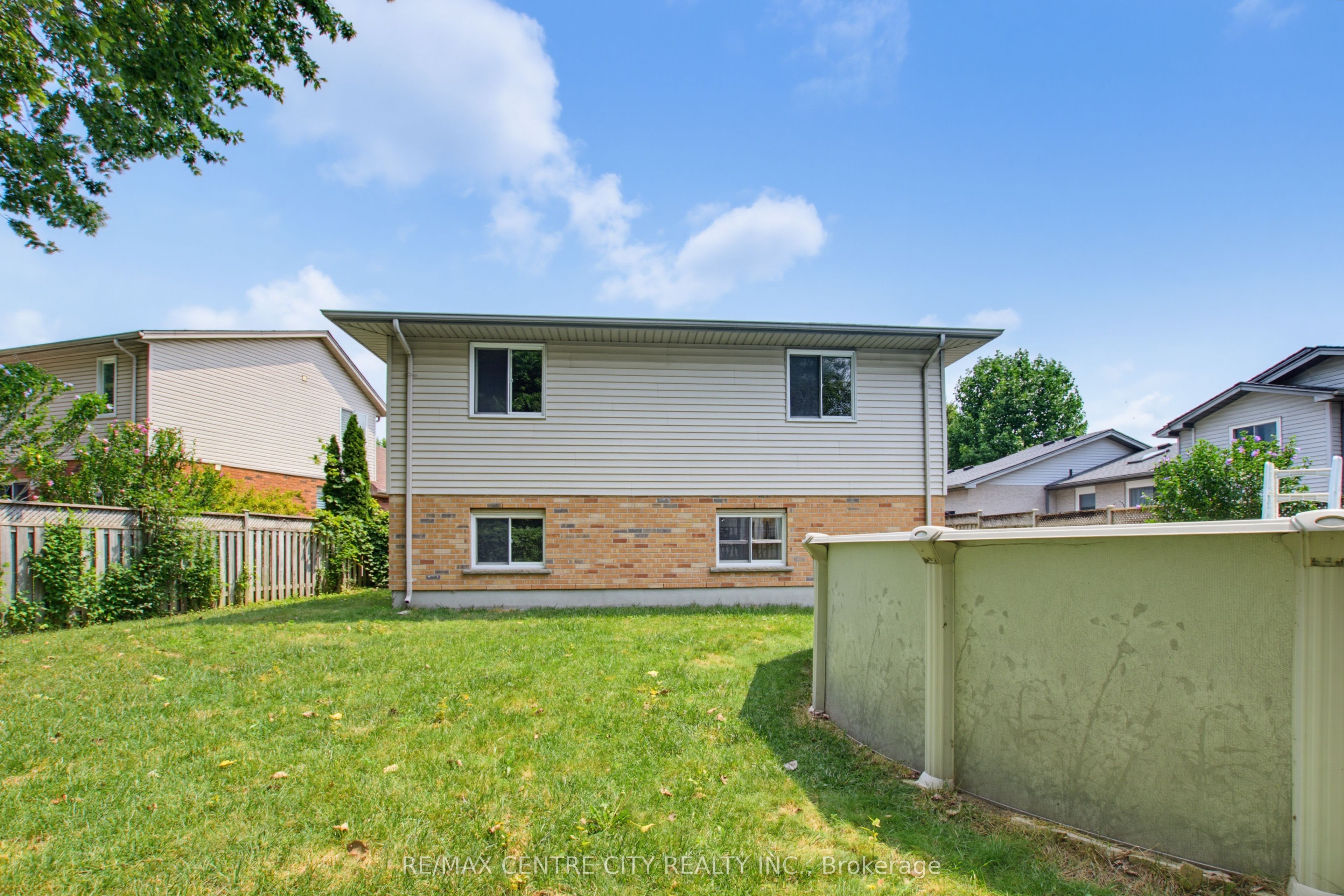 9 Yarmouth Drive Property Photo 37