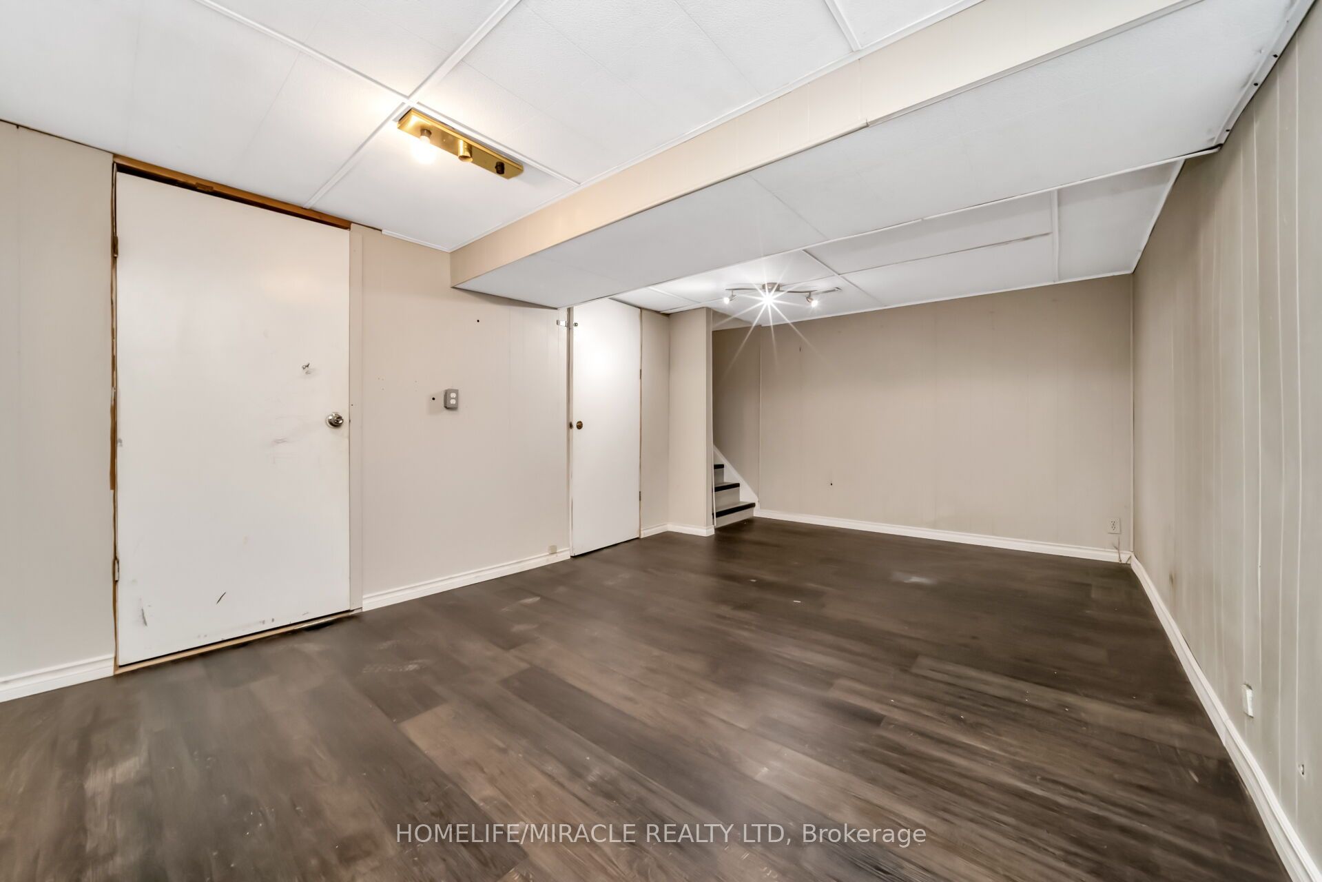 53 Burns Drive Property Photo 11