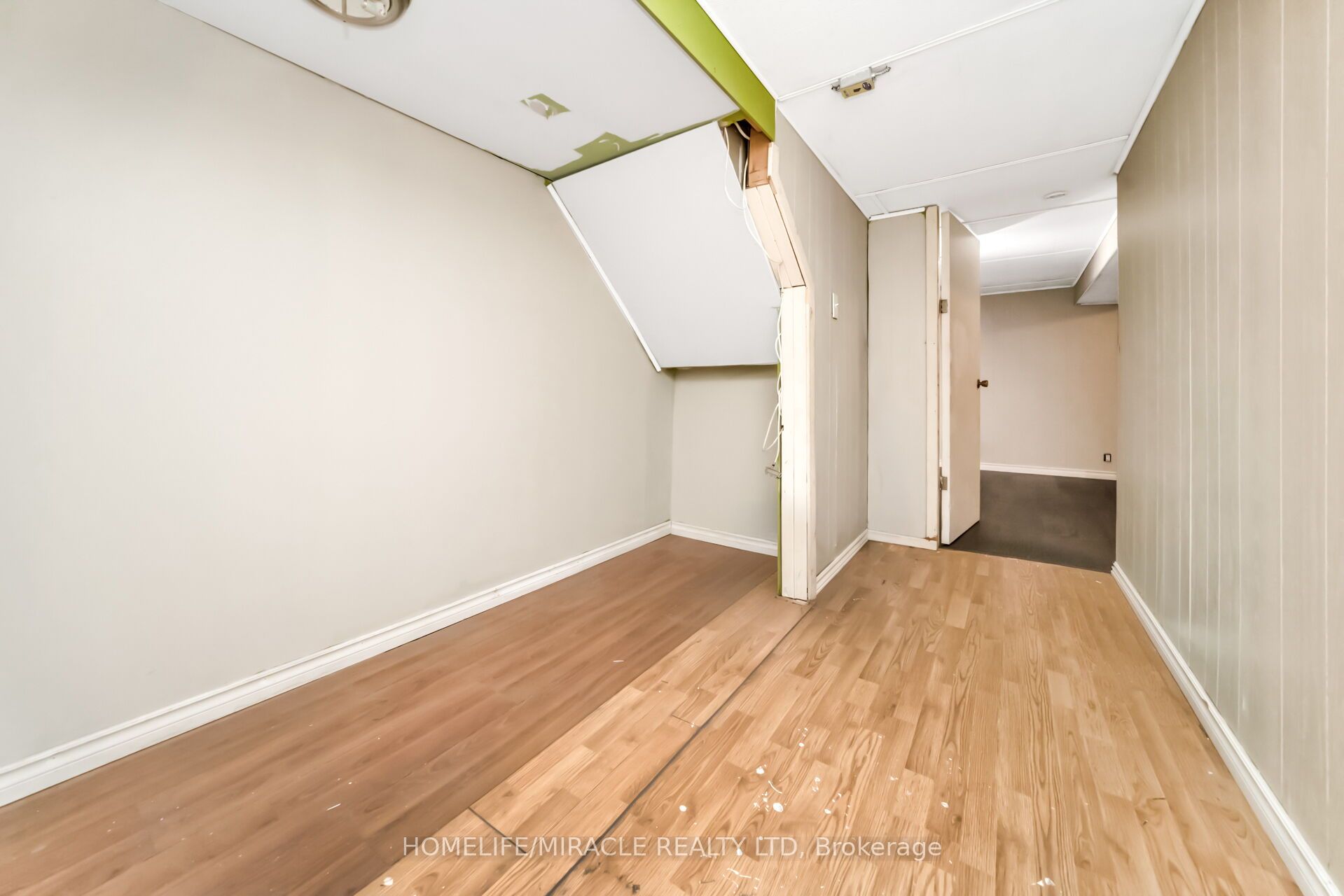 53 Burns Drive Property Photo 13