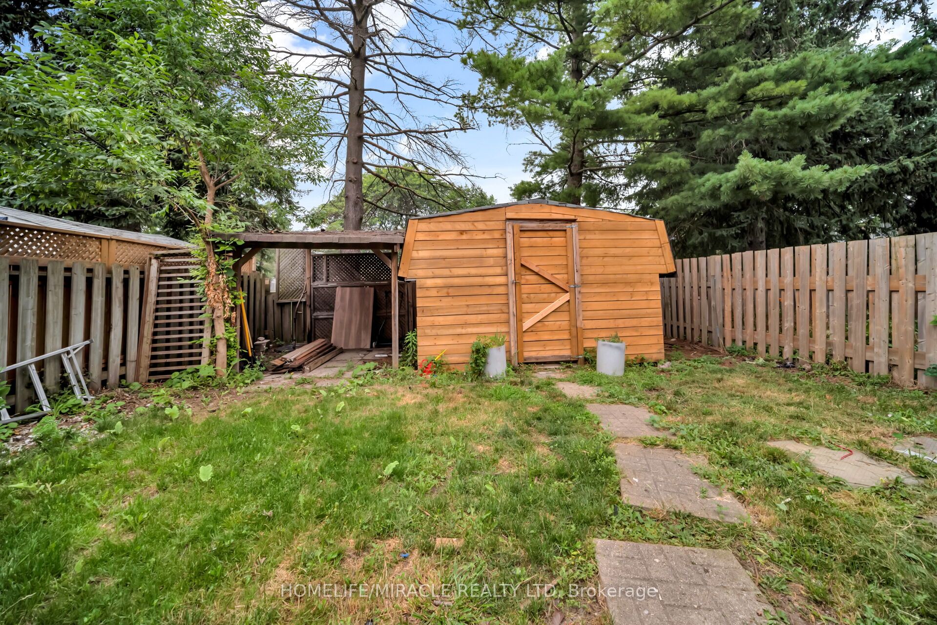 53 Burns Drive Property Photo 16