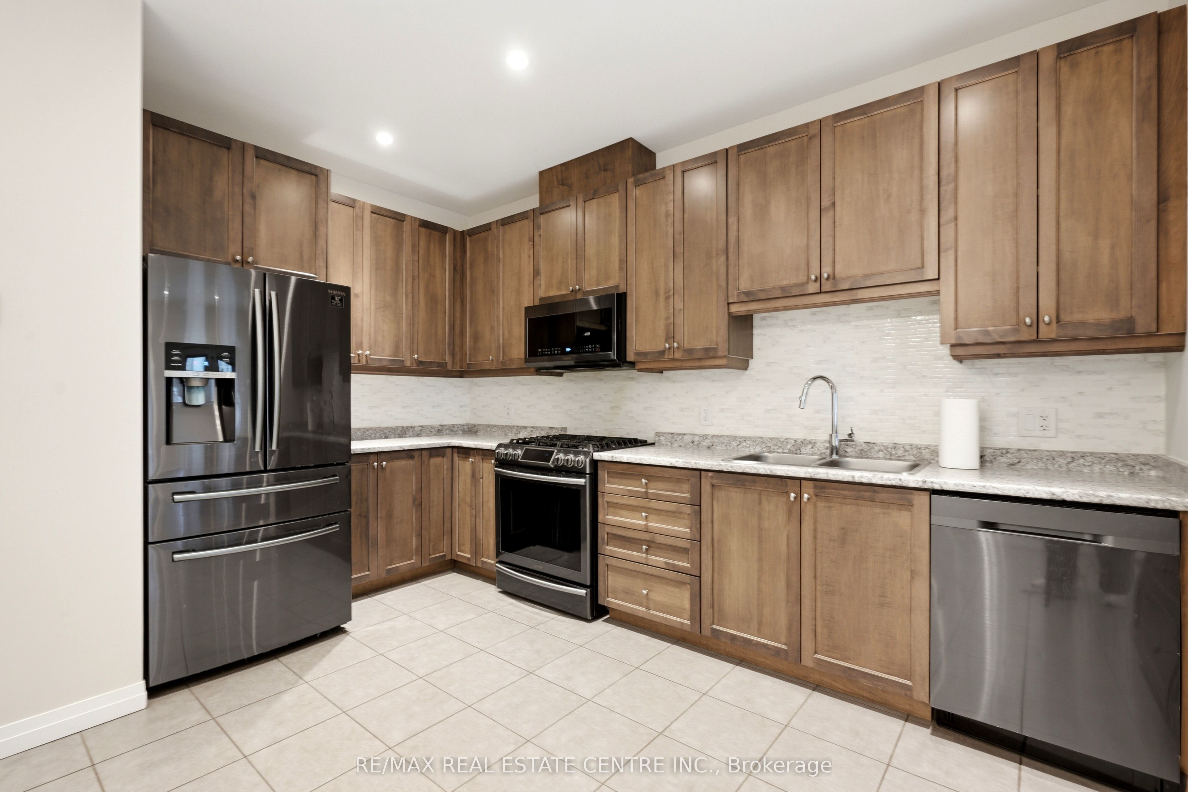 30 Times Square Boulevard 37 Property Photo 11