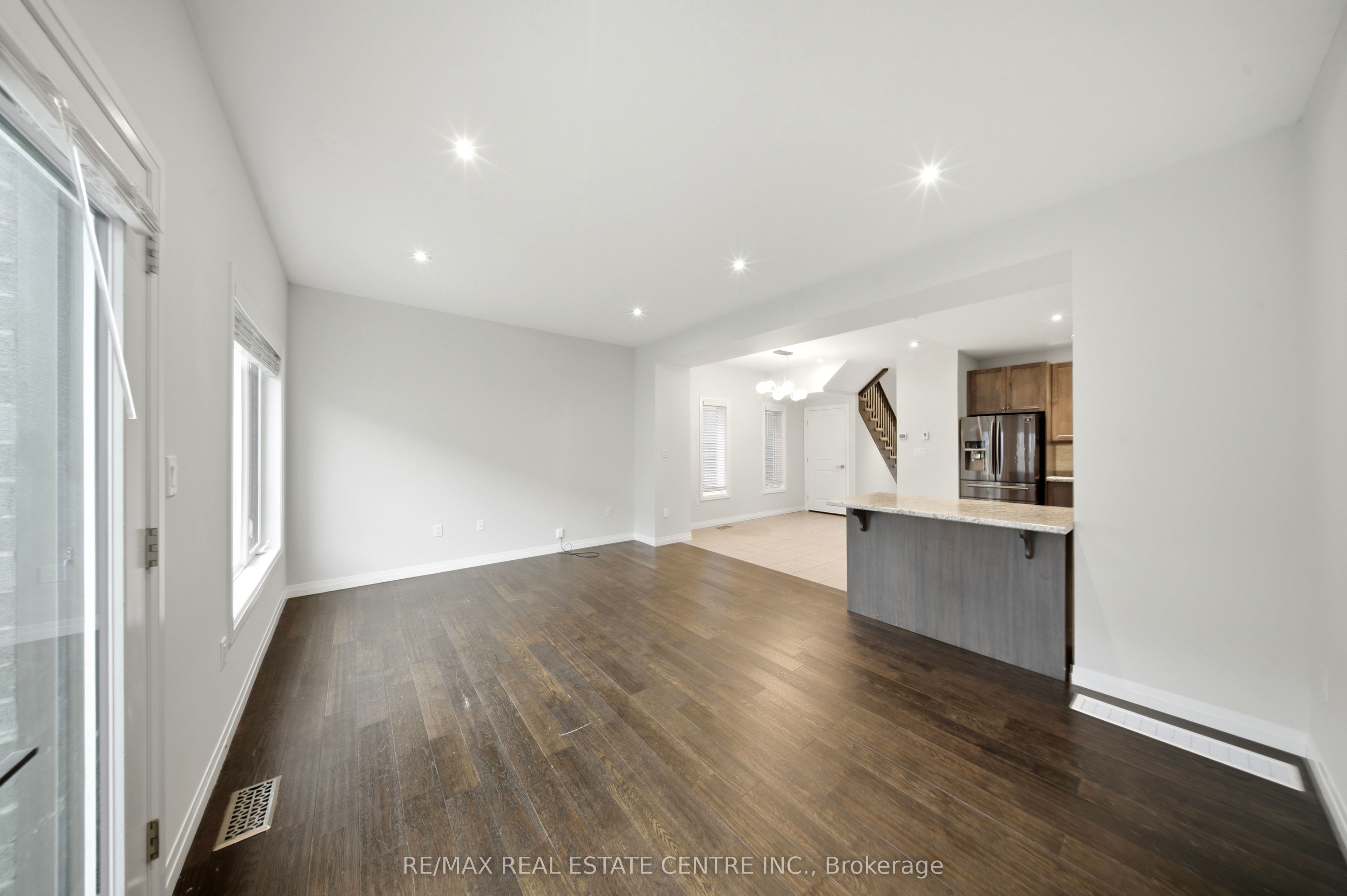 30 Times Square Boulevard 37 Property Photo 14