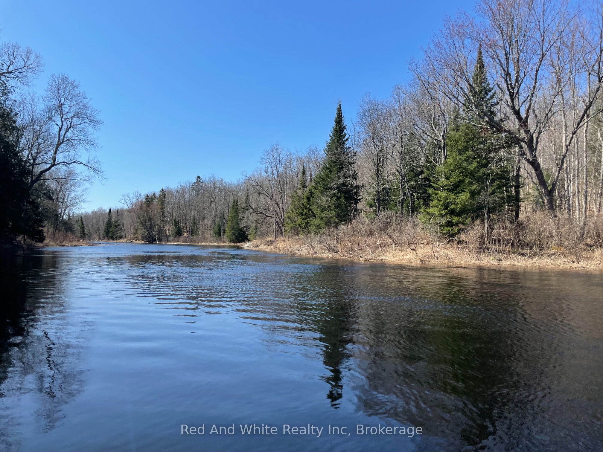 136b Maple Island Road Property Photo 1