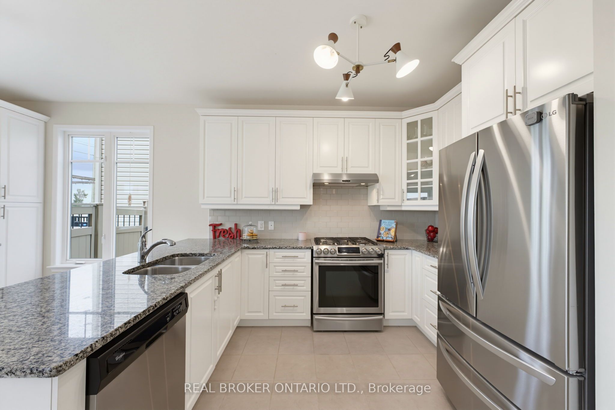 76 Tapadero Avenue Property Photo 23