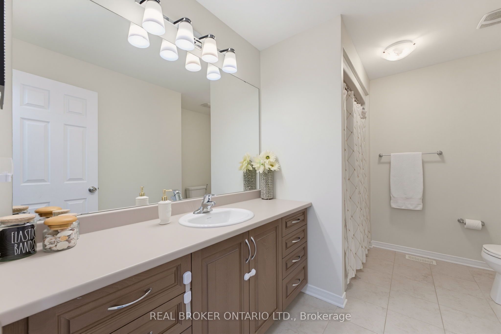 76 Tapadero Avenue Property Photo 32