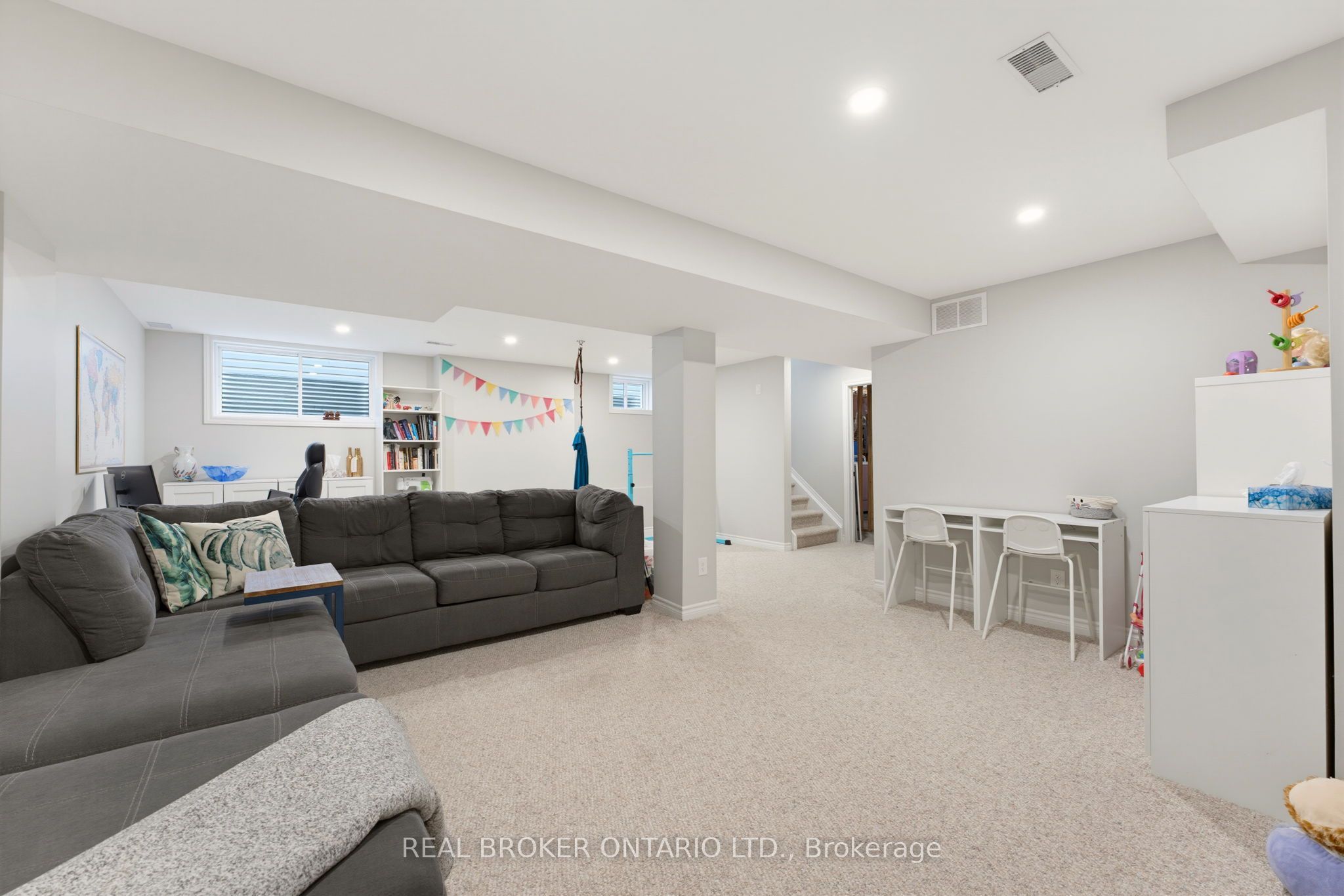 76 Tapadero Avenue Property Photo 33