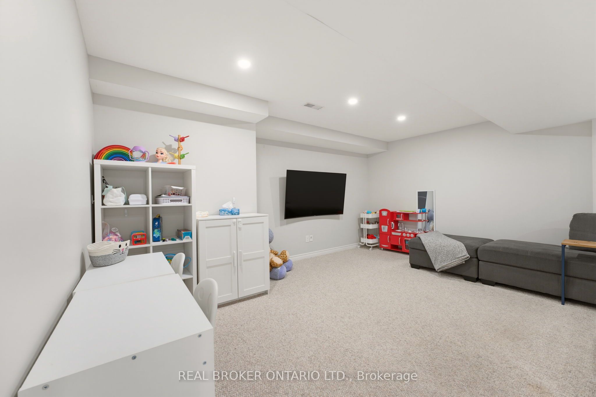 76 Tapadero Avenue Property Photo 34