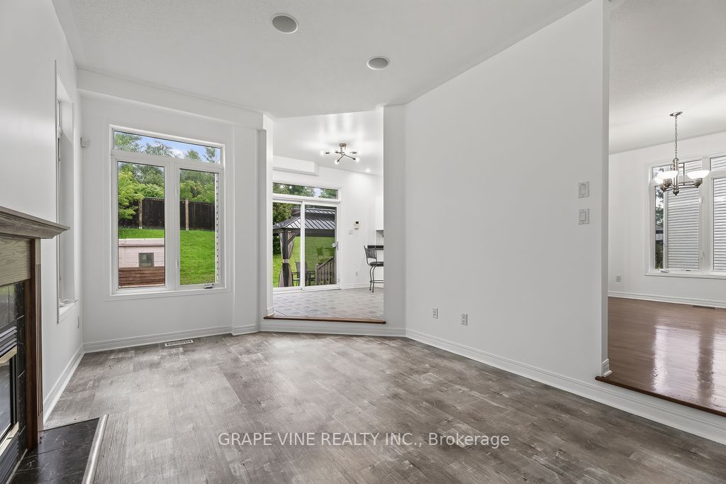105 Rowallen Place Property Photo 17
