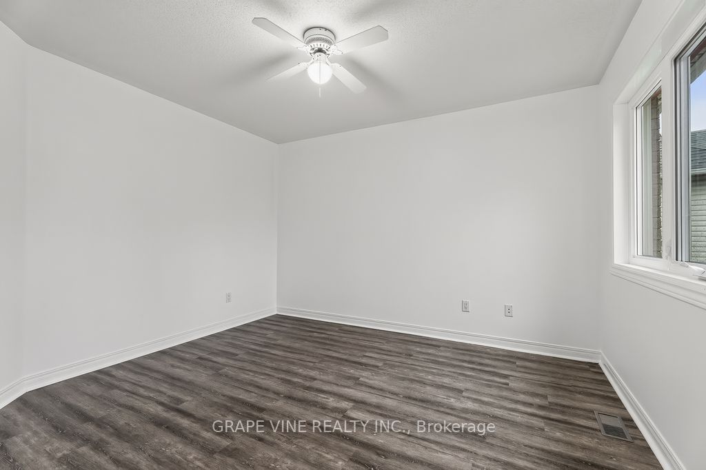 105 Rowallen Place Property Photo 22