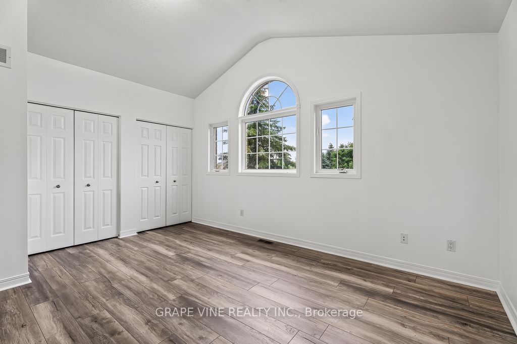 105 Rowallen Place Property Photo 25