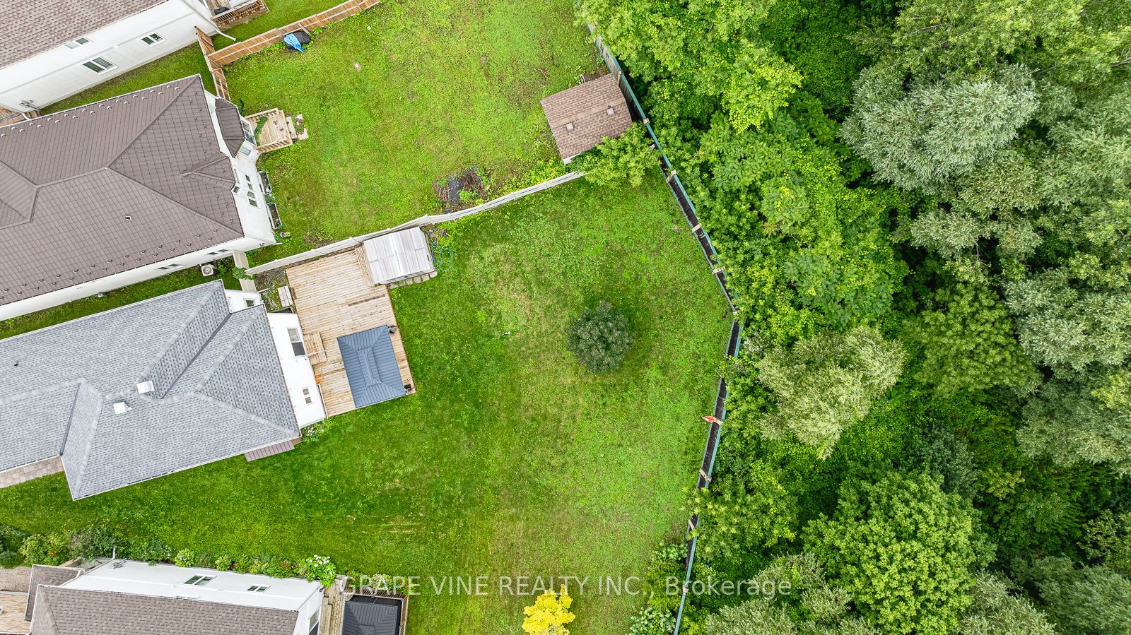 105 Rowallen Place Property Photo 40