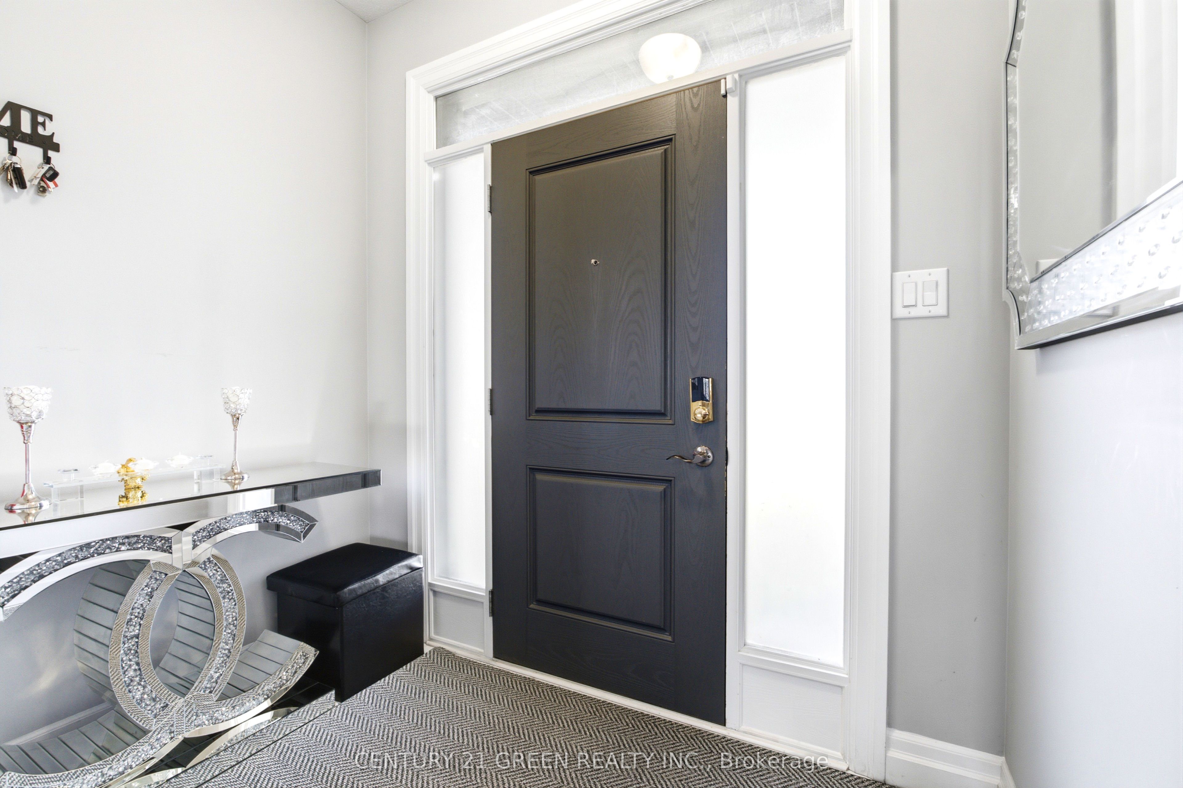 2824 Doyle Drive Property Photo 8