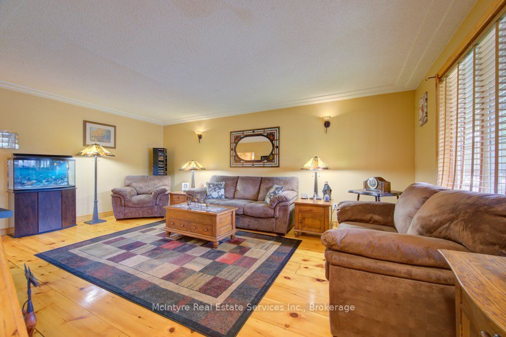 1249 Notre Dame Dr Drive Property Photo 6