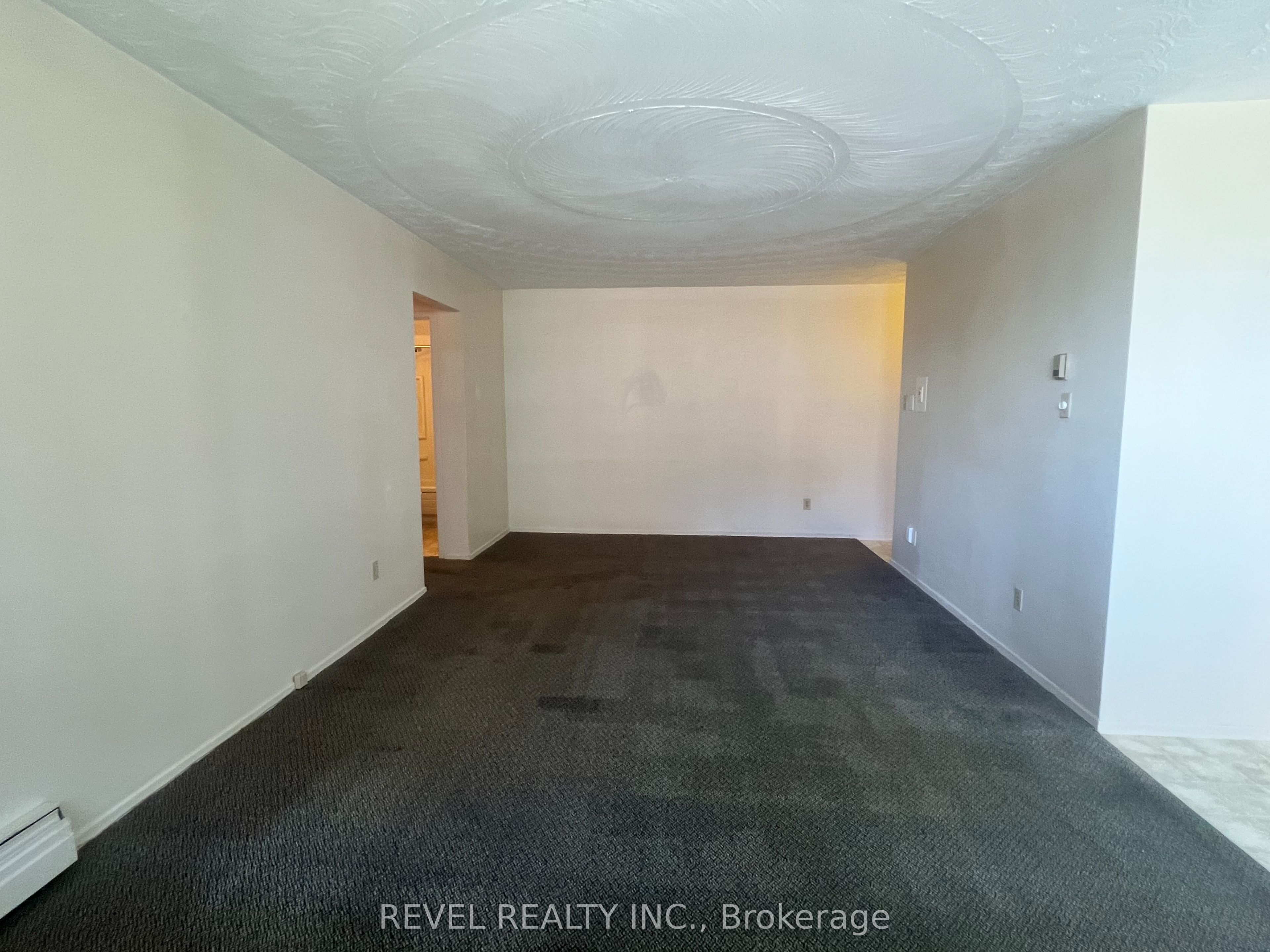 359 Geneva Street S 407 Property Photo 21