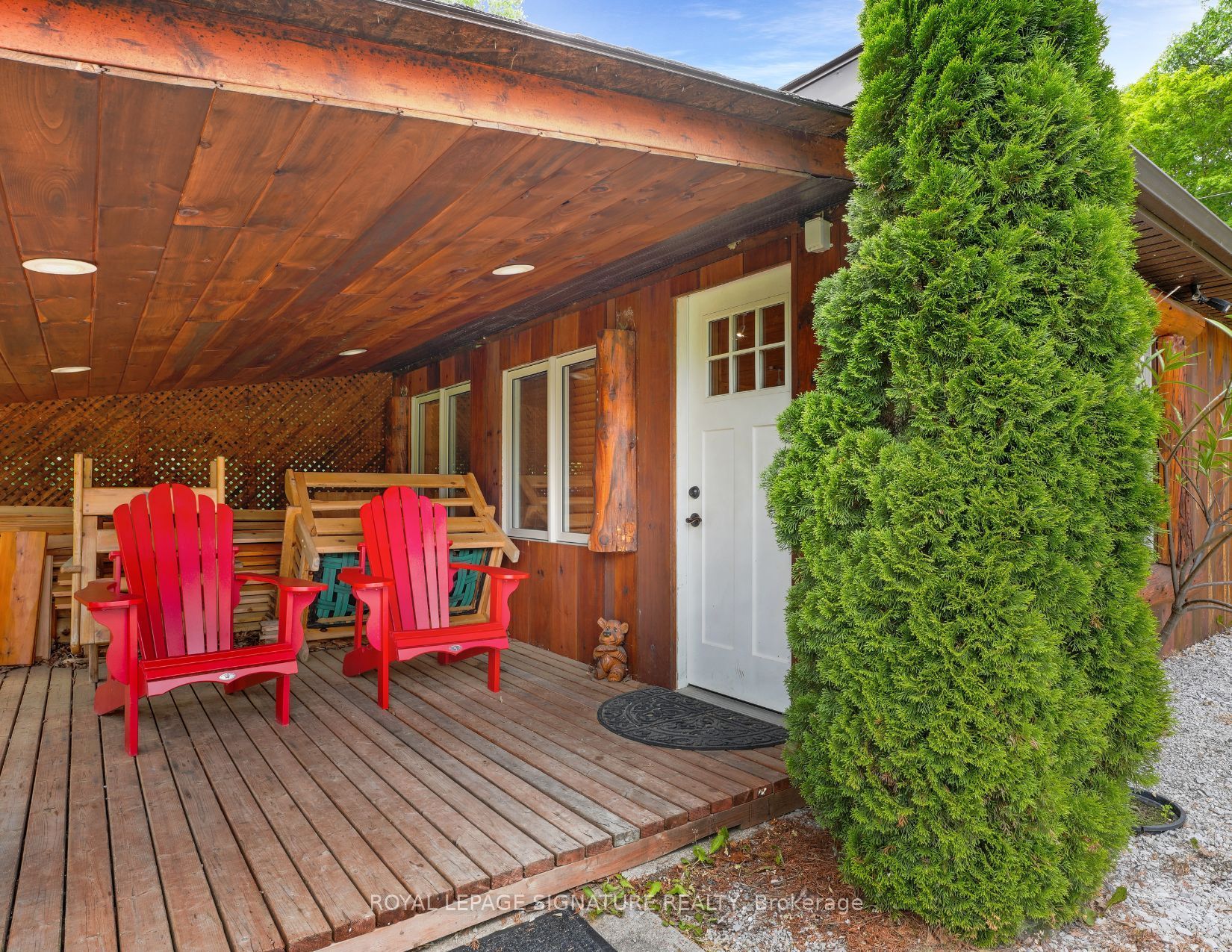 1064 Omagaki Road N Property Photo 12
