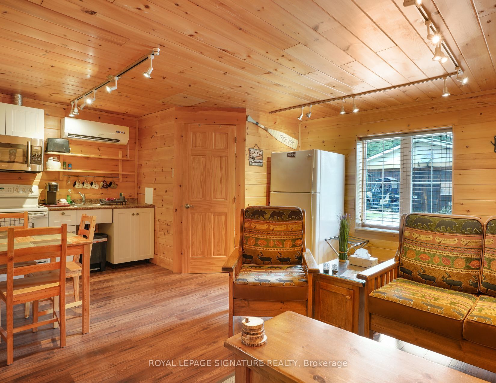 1064 Omagaki Road N Property Photo 14