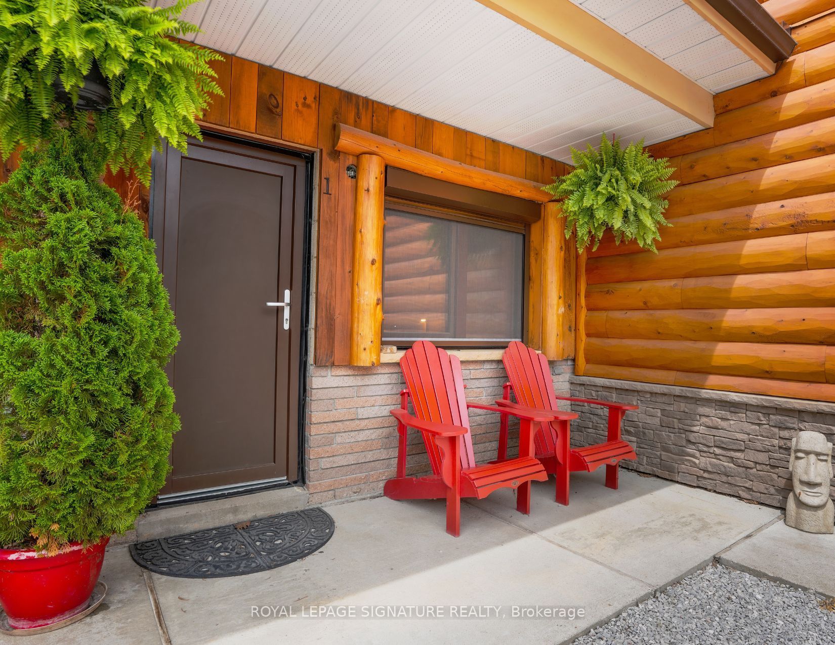 1064 Omagaki Road N Property Photo 23