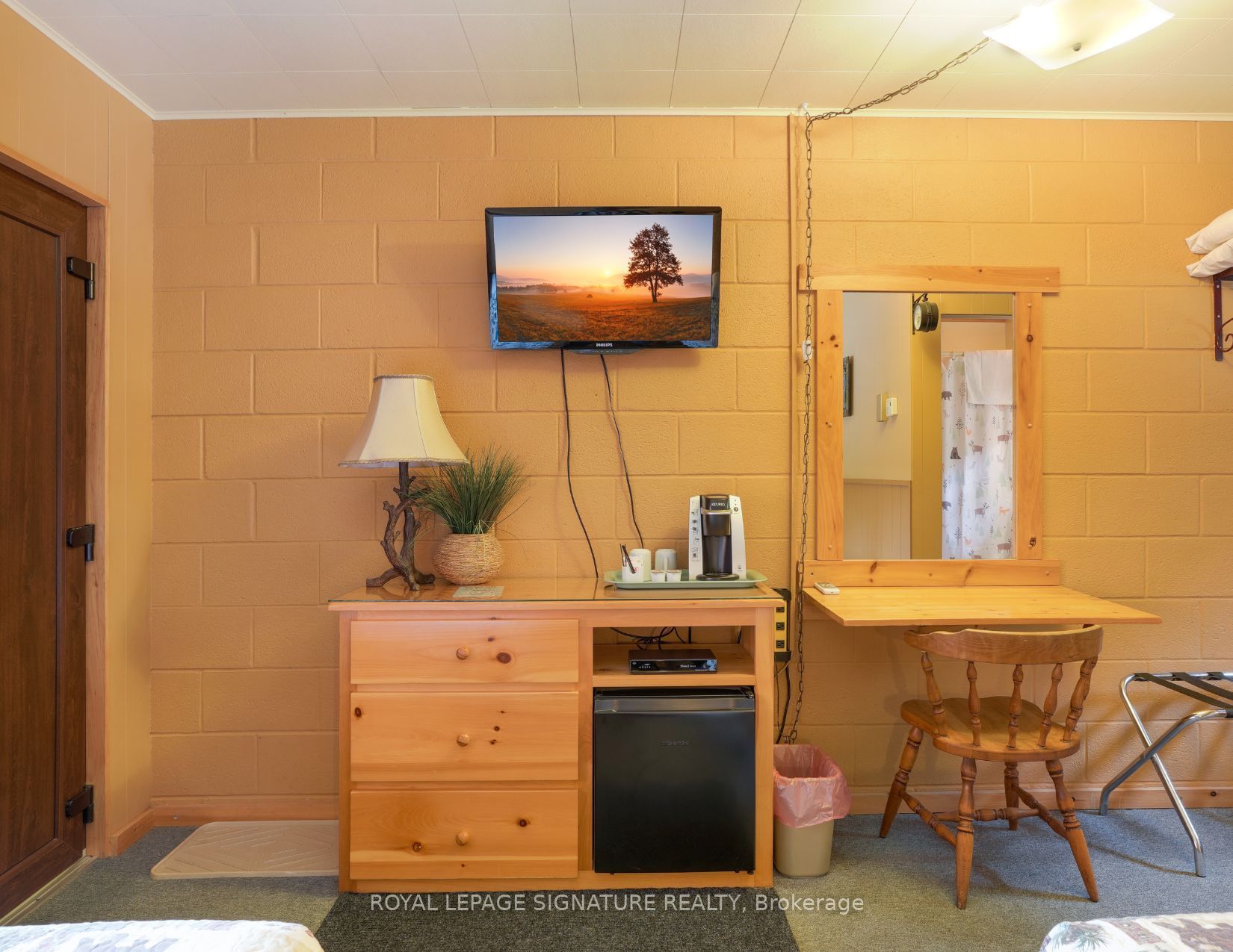 1064 Omagaki Road N Property Photo 28