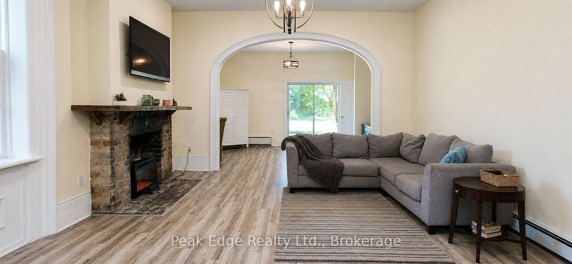 4 George Street Property Photo 8