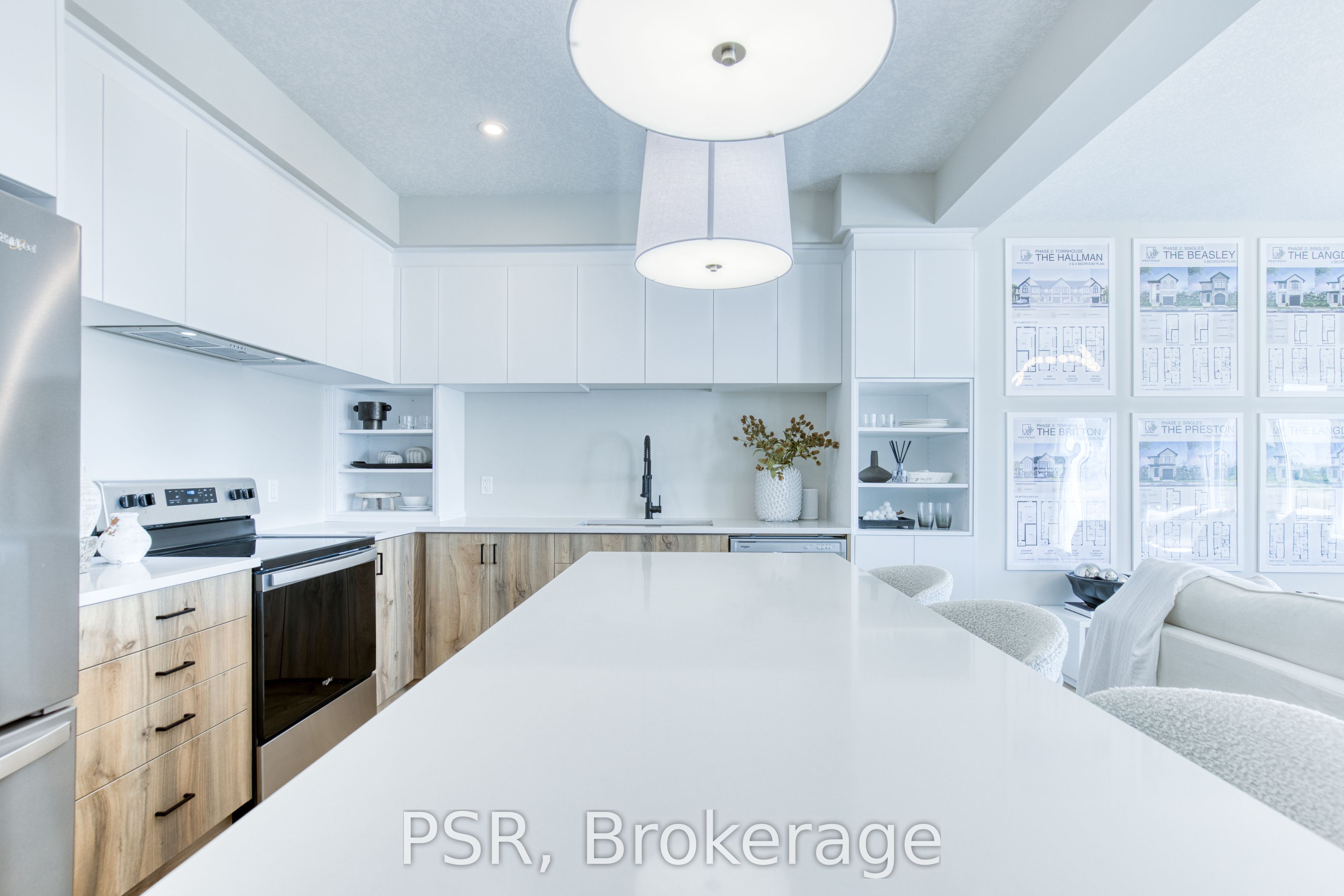 93 Rivergreen Crescent Property Photo 2