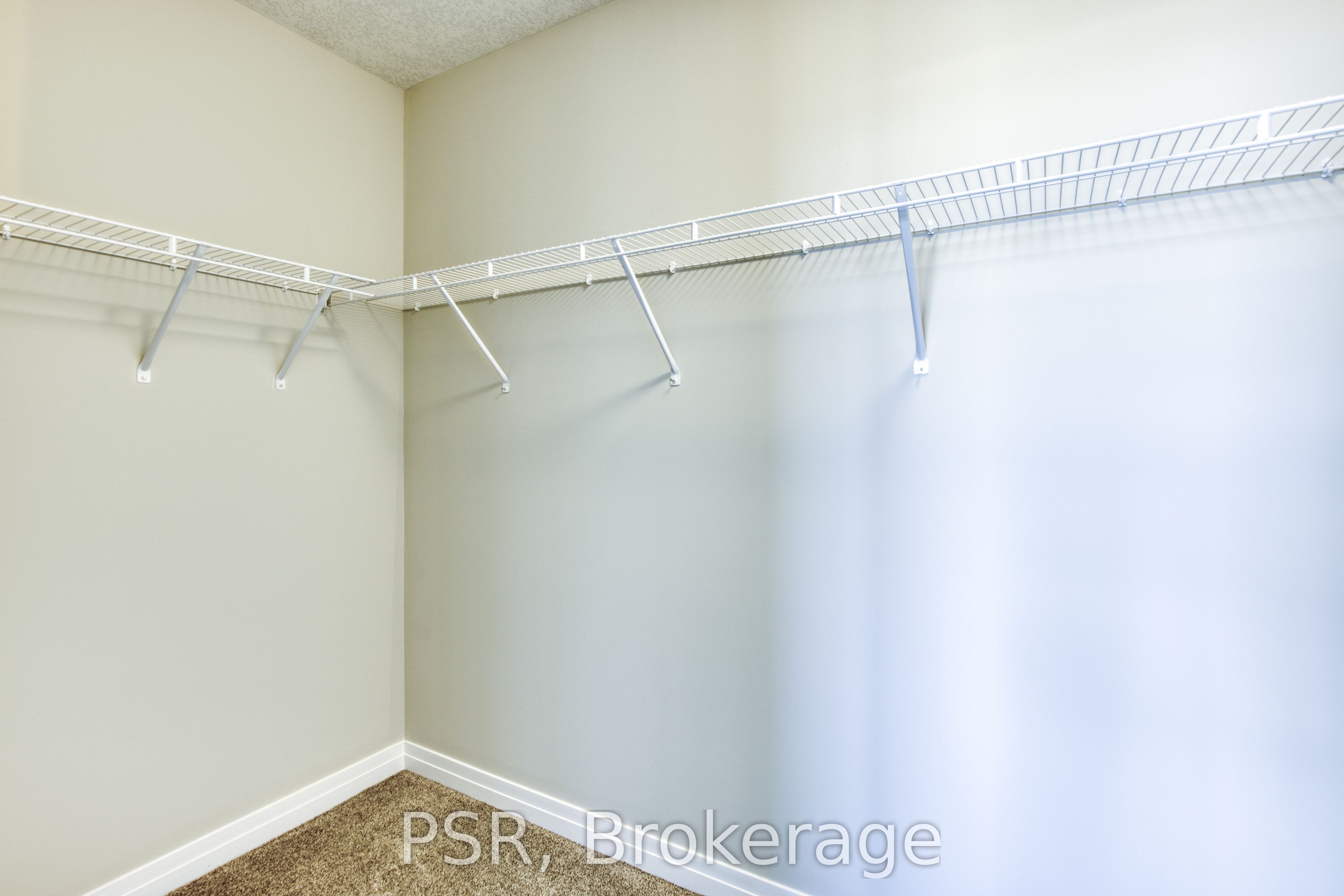 93 Rivergreen Crescent Property Photo 22