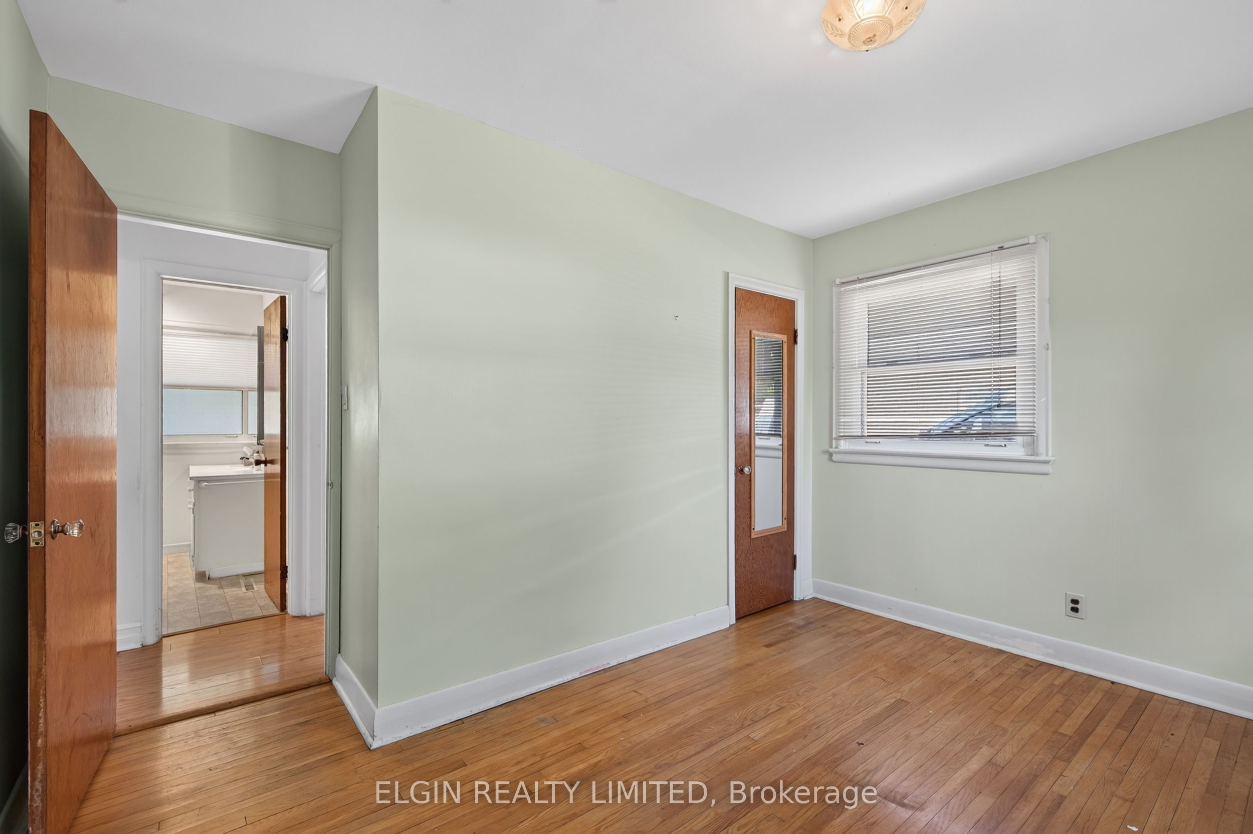 90 Dunkirk Drive Property Photo 15